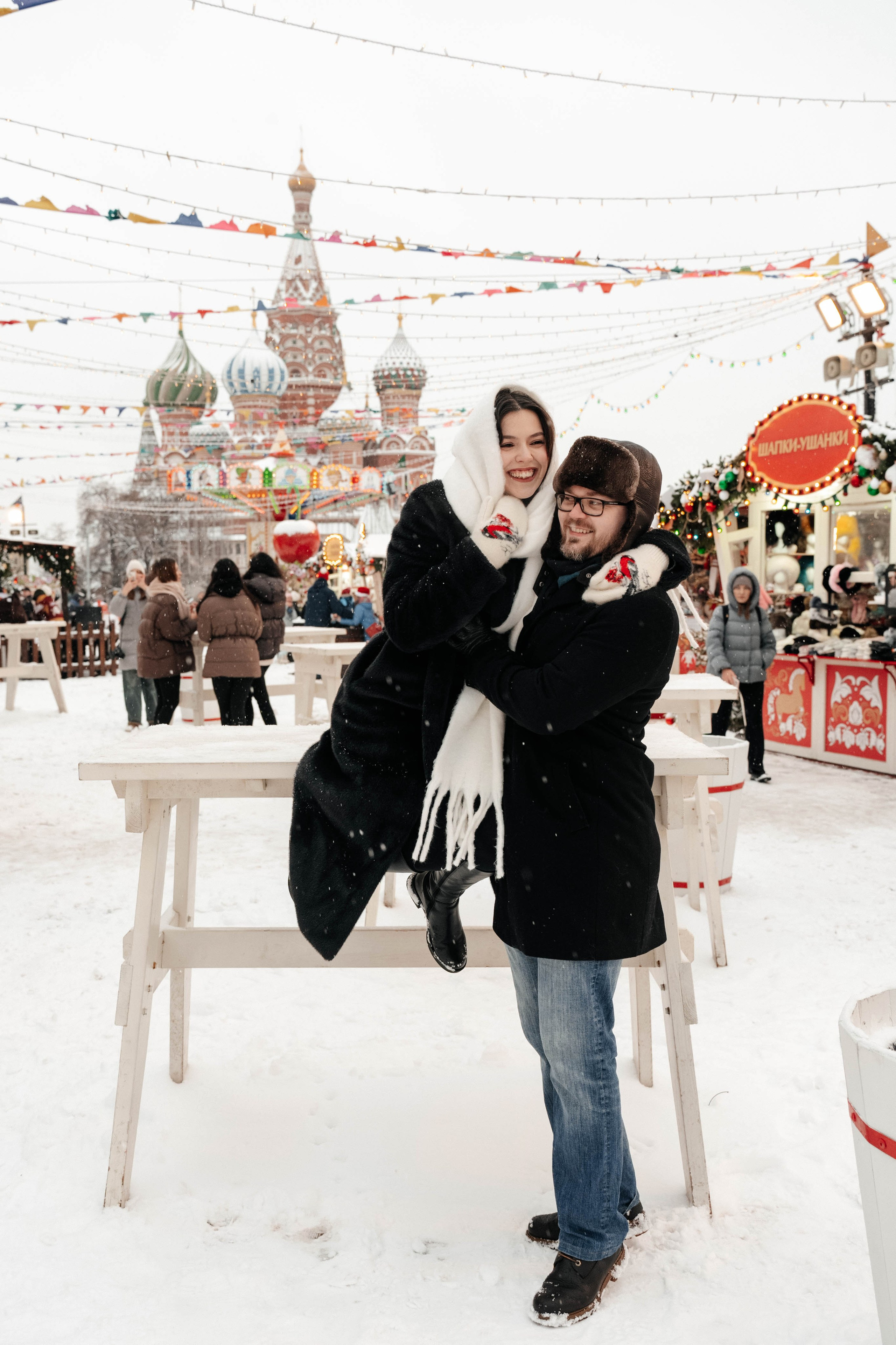 Прогулка на красной. Свадебный фотограф Москва Александра Аверкова