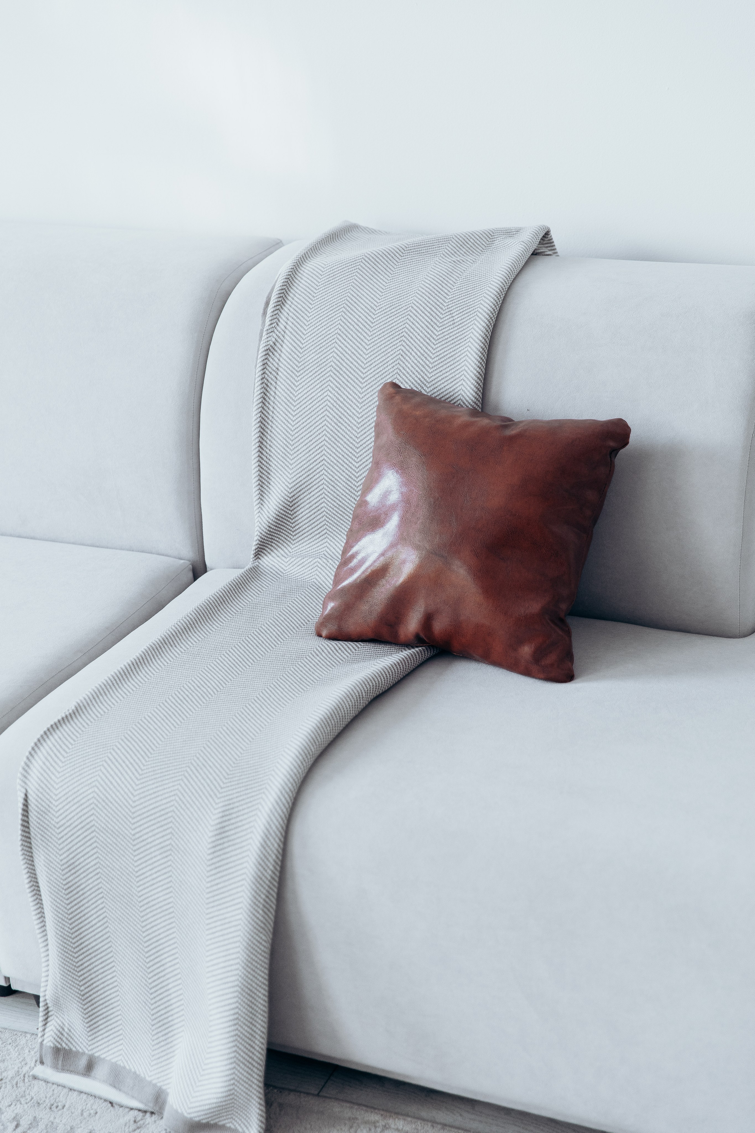 ЗАЛ «MOBY». Фотостудия в Мариуполе «Берлога»