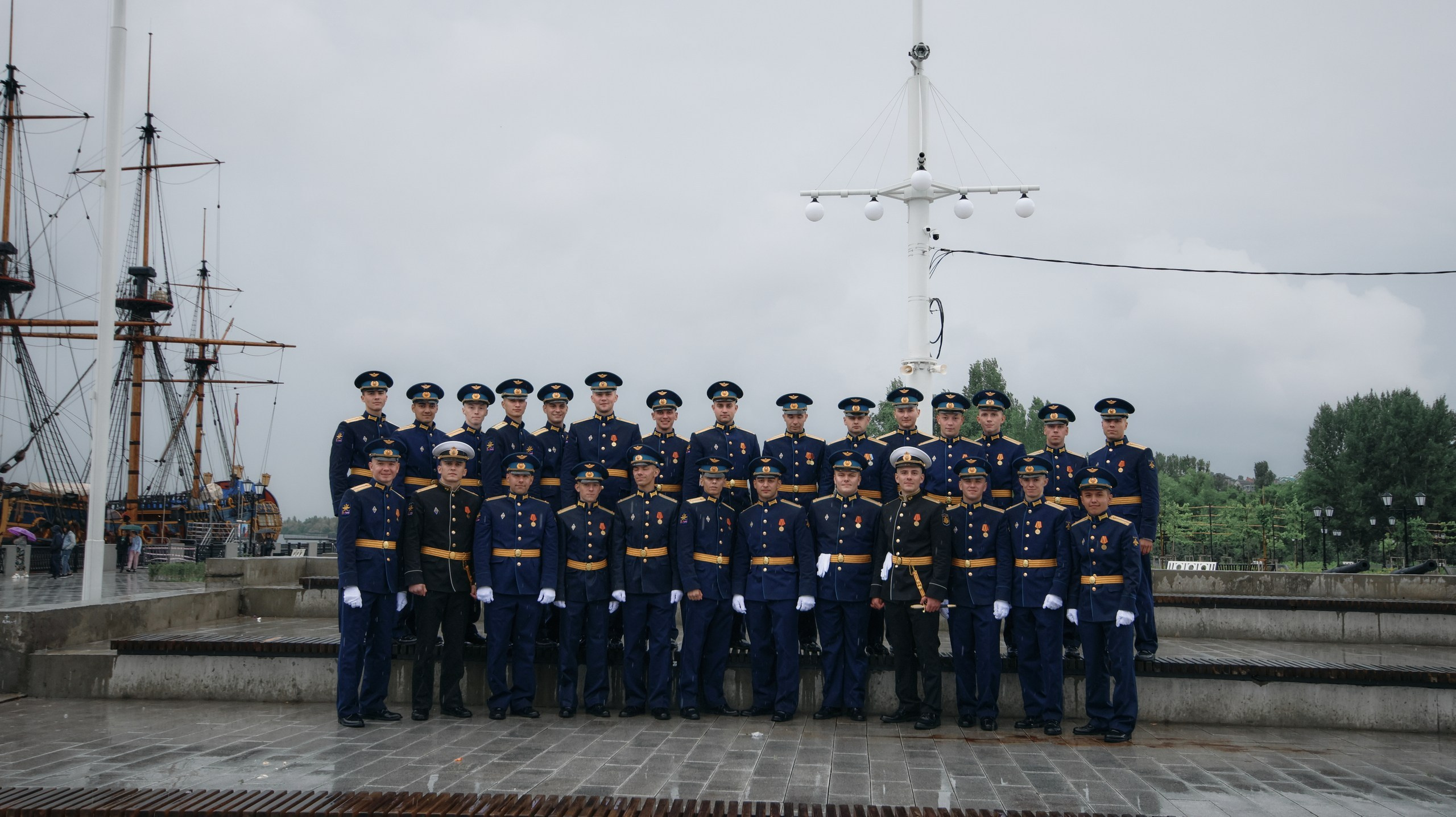 Выпуск Военно Воздушной Академии. Свадебный и репортажный фотограф Дмитрий Кононенко