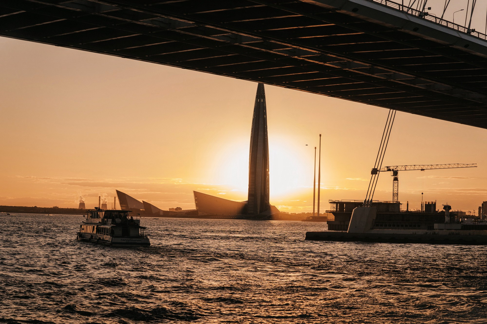 Прогулки на теплоходе. Фотограф Сергей Лукьяненко