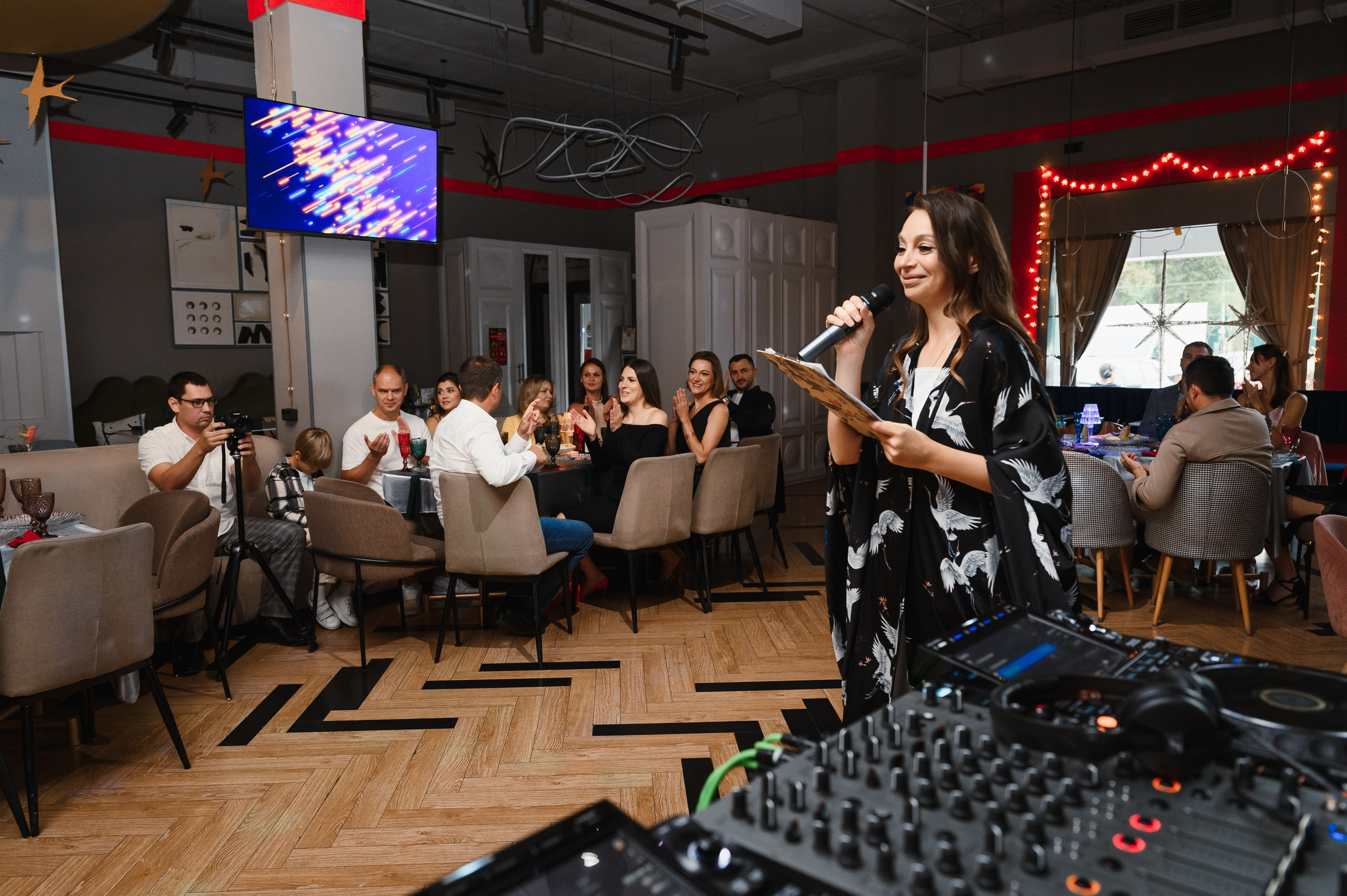 День рождения в формате выступления. Wedding and family photographer USA