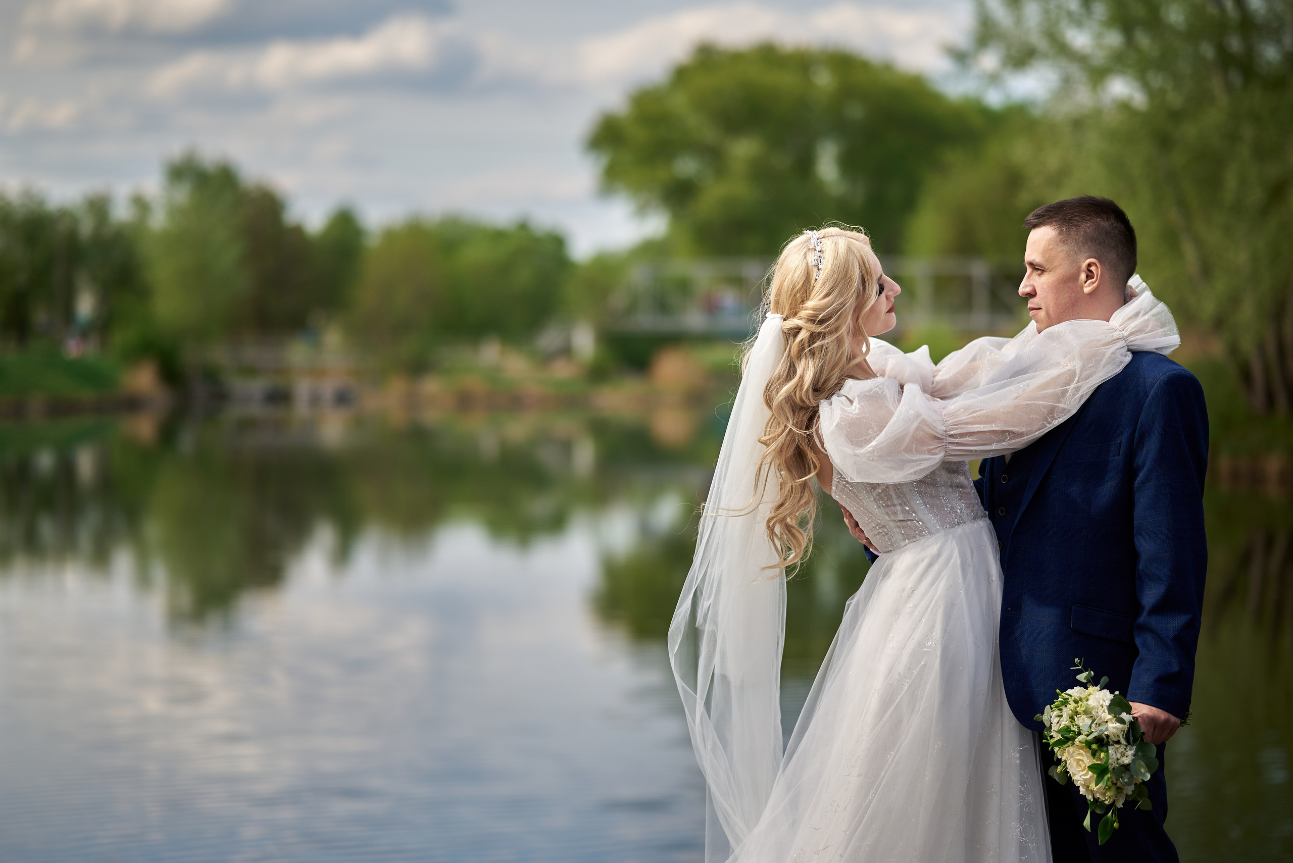 Фотограф Старый Оскол, Губкин. Свадебная фотосессия, доступная цена. Профессиональный фотограф Старый Оскол, Губкин — свадьба, венчание, крещение, юбилей и день рождения