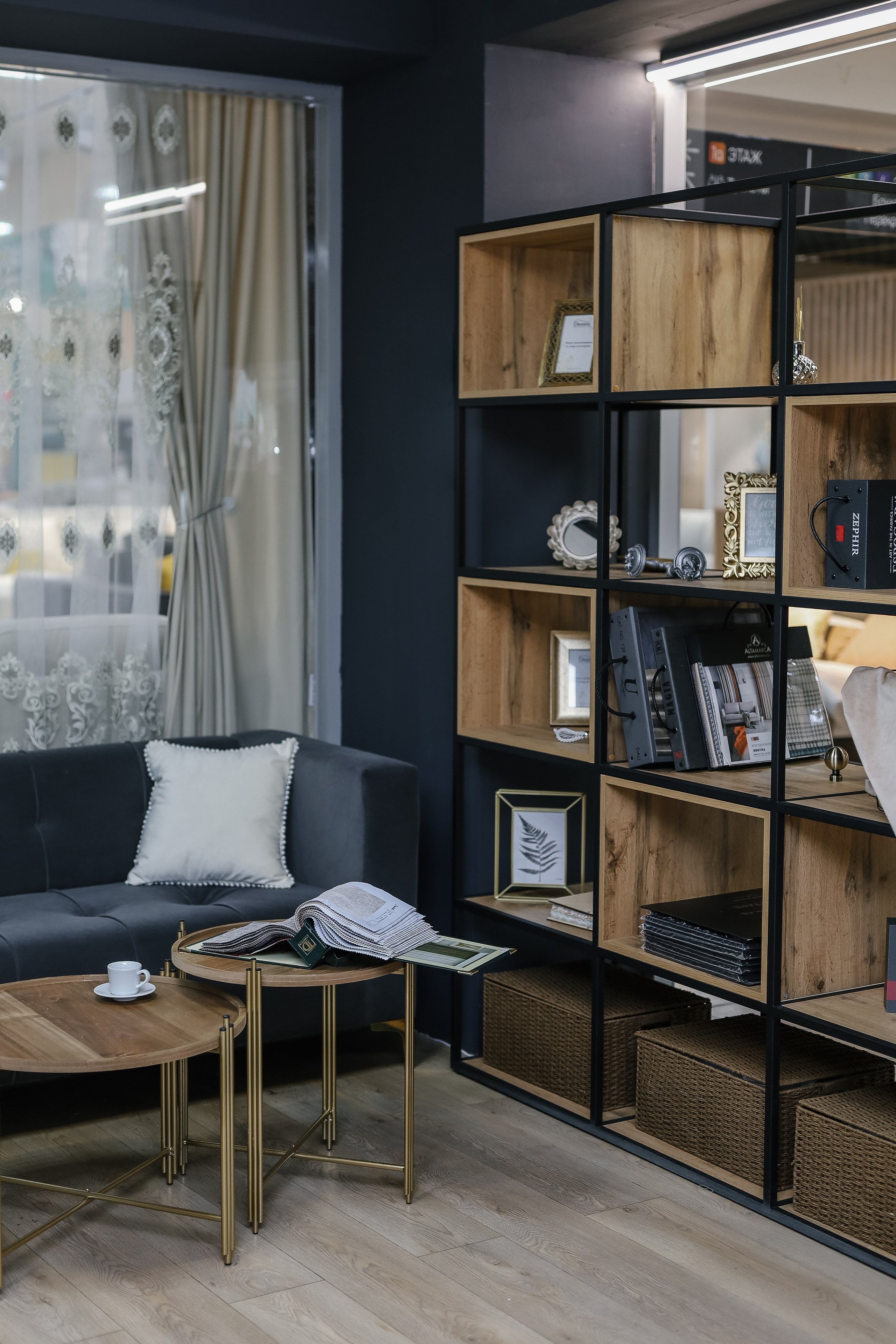 Портьерный салон Декорика. Фотопродакшн продающего контента