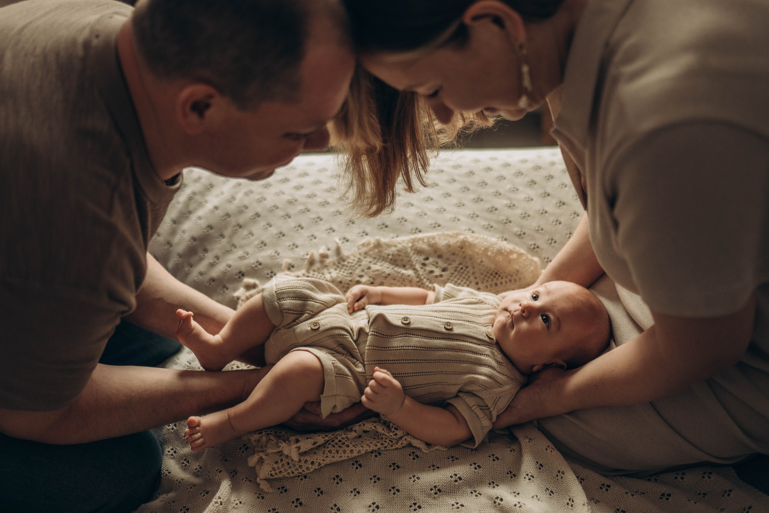 семья фотосессия семейная ньюборн фотограф лайфстайл семейная новорожденные фотография 