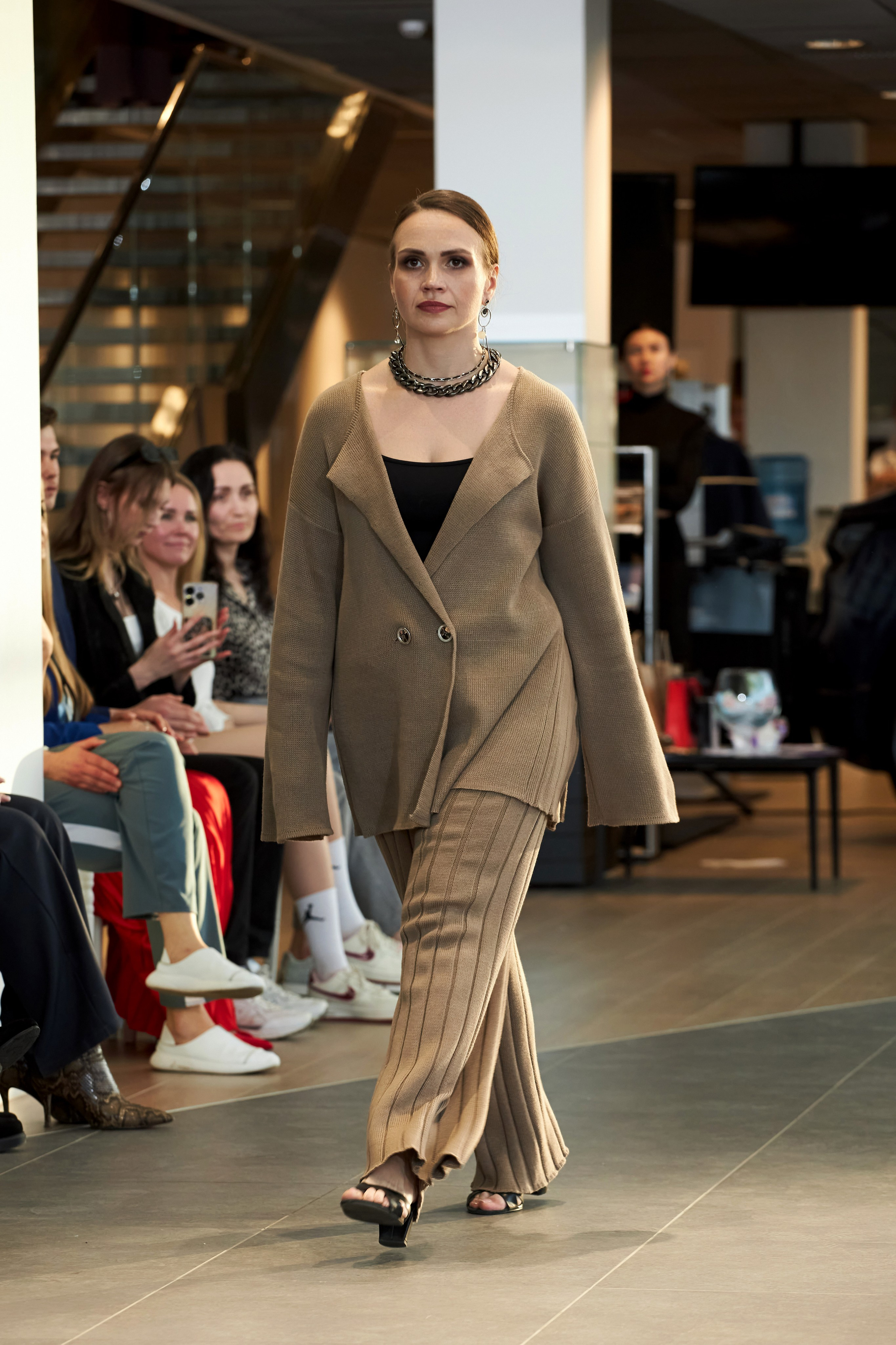 Репортаж «Жара в Городе». Фотограф Алексей Яковлев