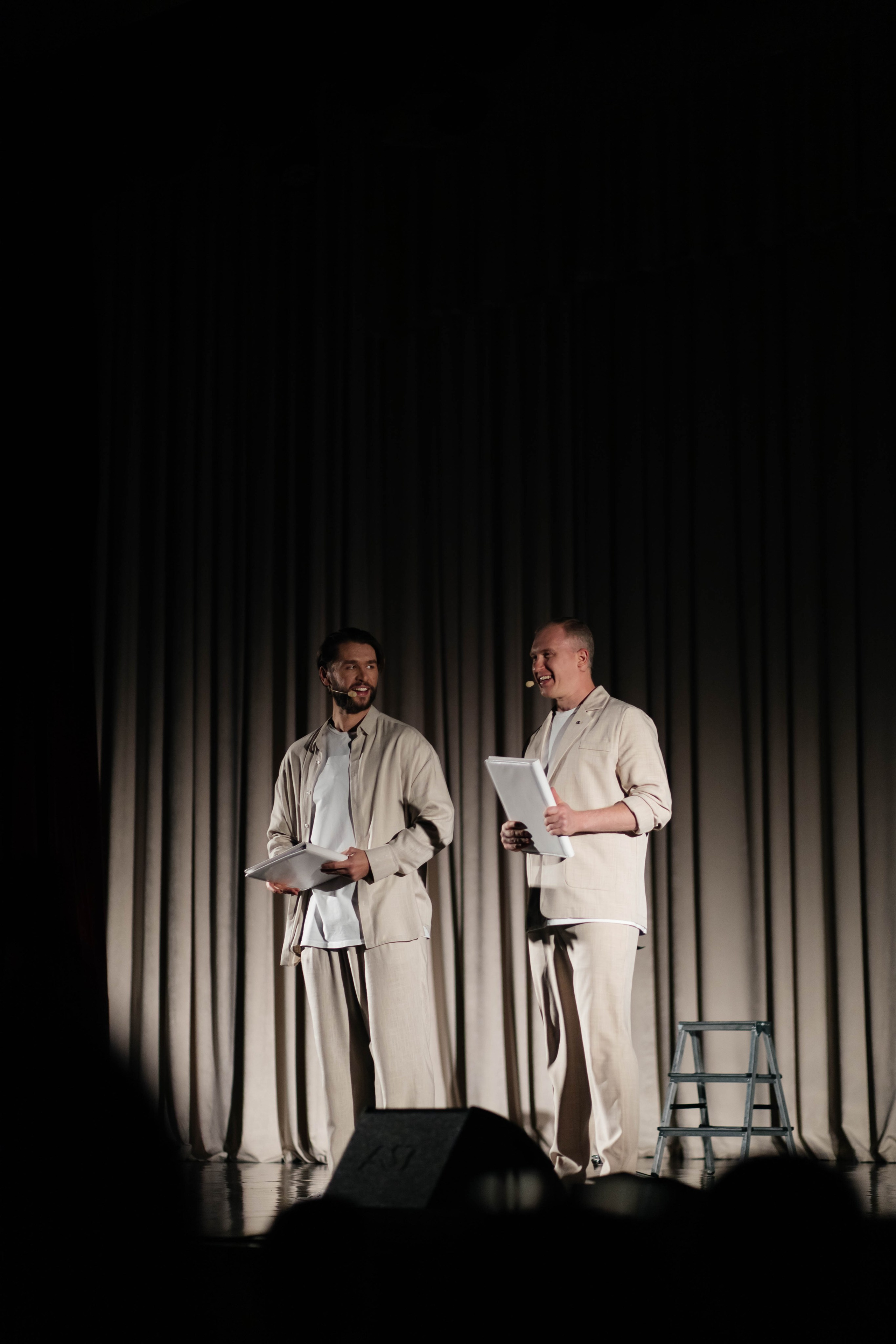 НИТЬЯ " В объятьях неба». Женский фотограф в Оренбурге Ирина Заводчикова