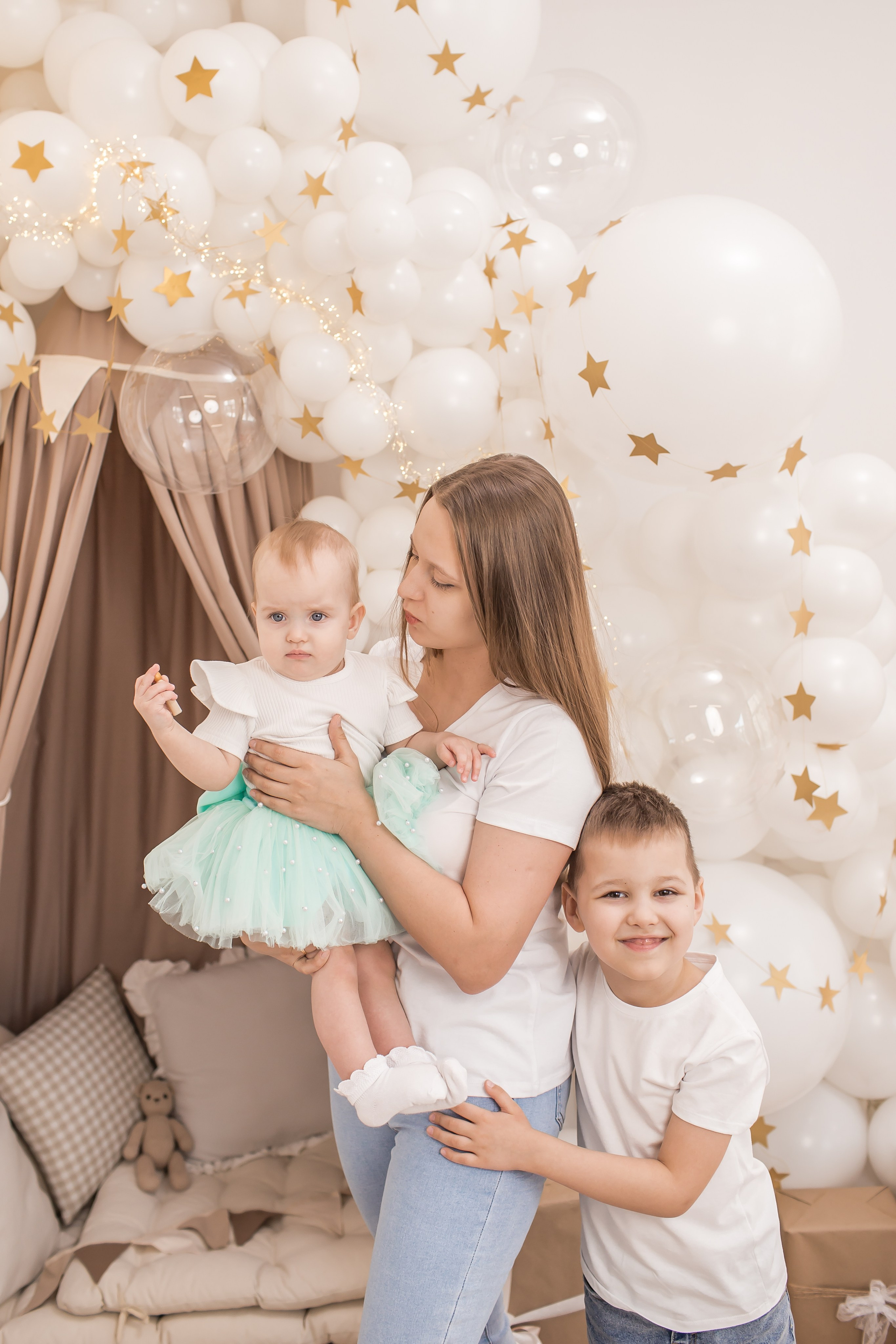 СЕМЕЙНЫЕ кадры. Детский семейный фотограф на первый годик город Новосибирск Дымова Светлана пакеты всё включено 1-3 года