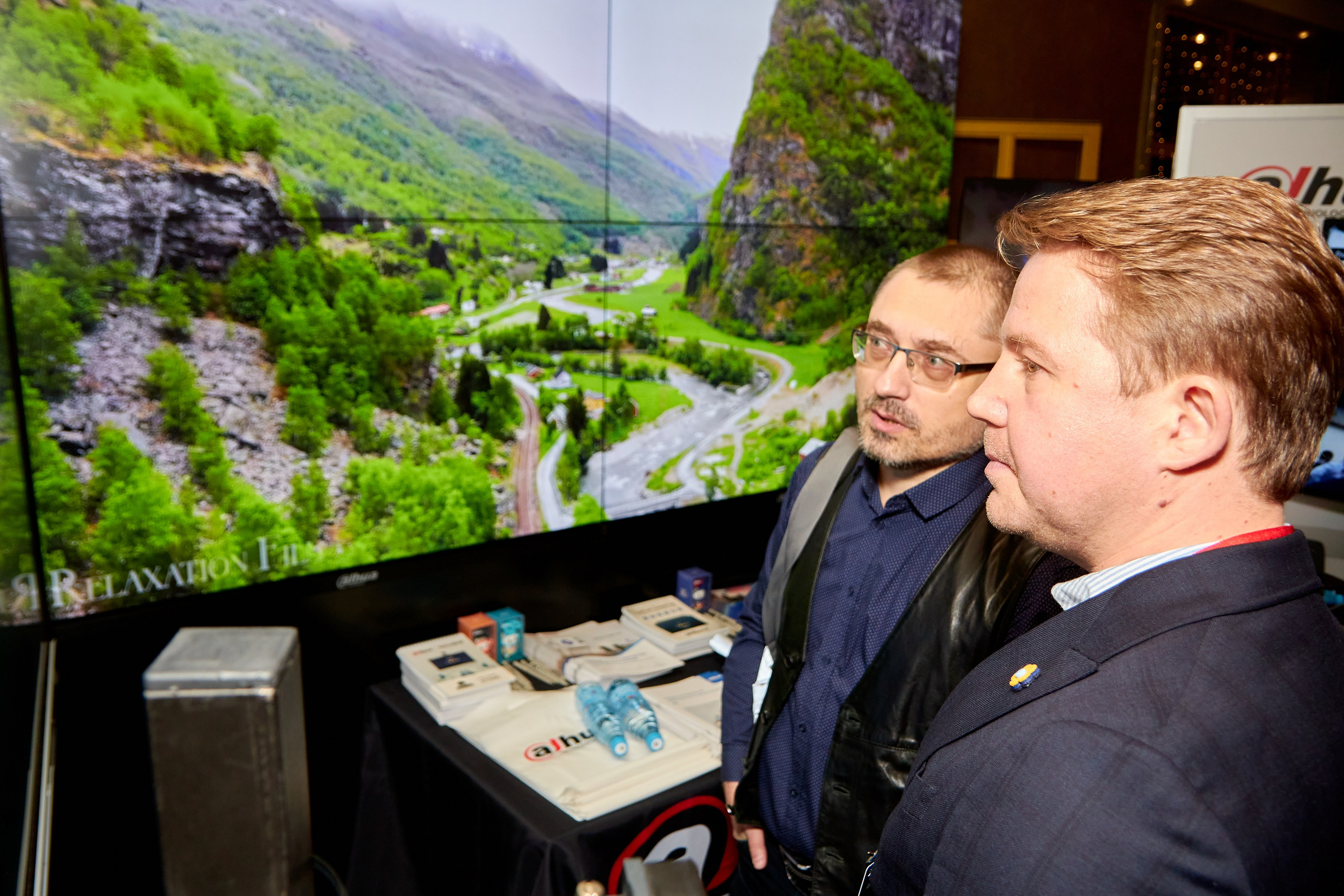 AV Focus XVII Всероссийский Профи форум для proAV и IT специалистов. Предметный и репортажный фотограф Алексей Кротов