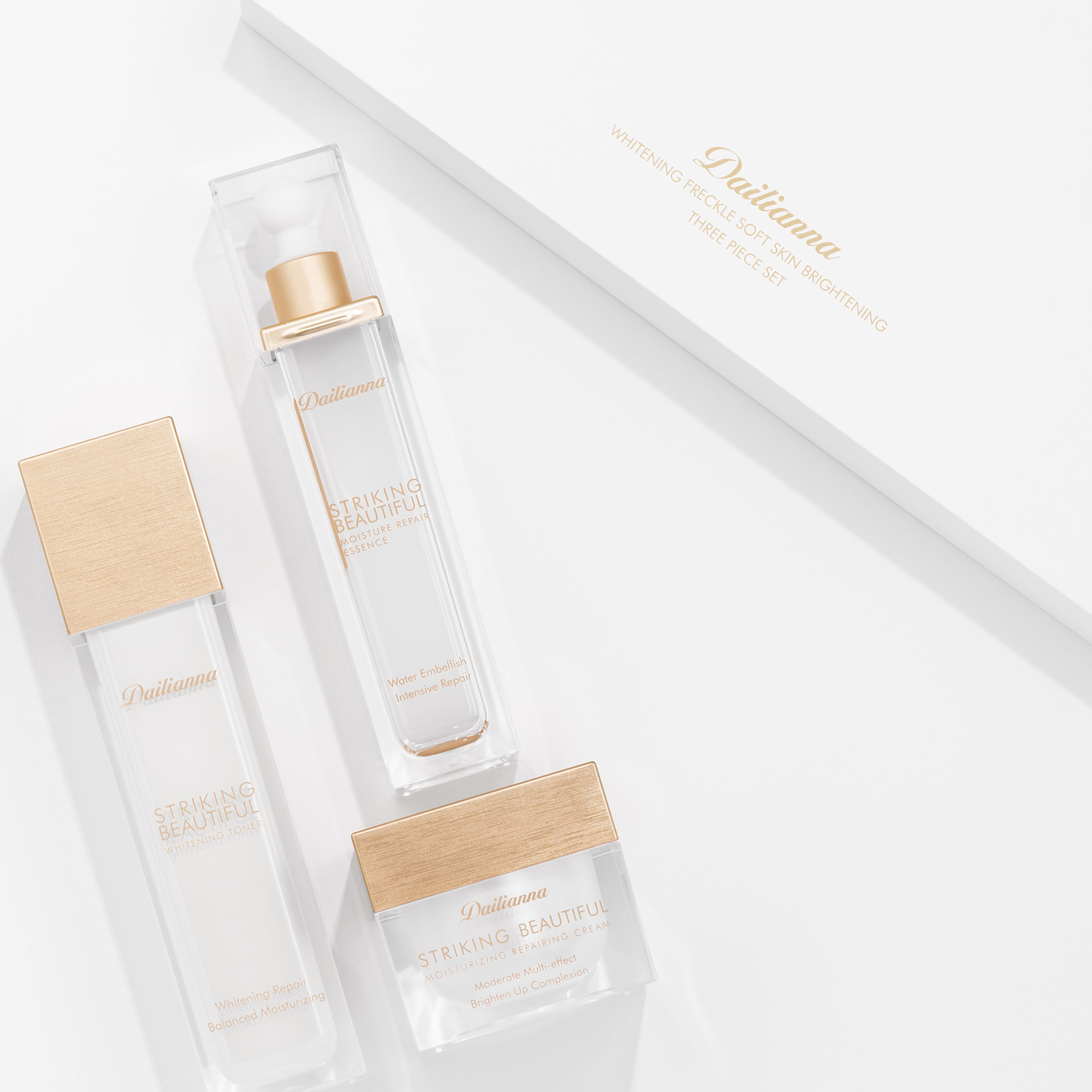 Косметические флаконы Dailianna в белой упаковке на минималистичном фоне