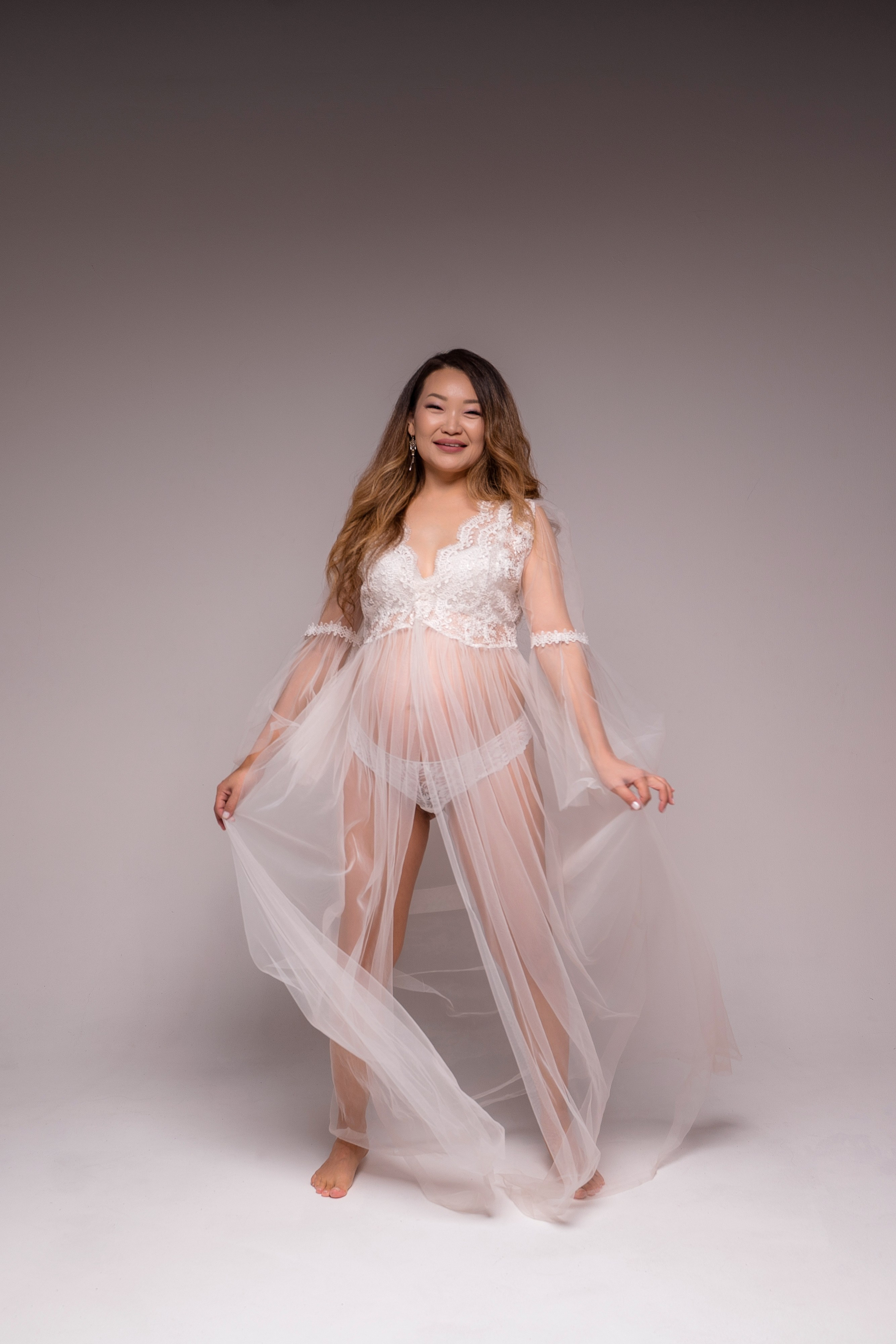 Пеньюары для беременных. Фотостудия Малина в городе Улан-Удэ. Фотограф Ирина Жарникова