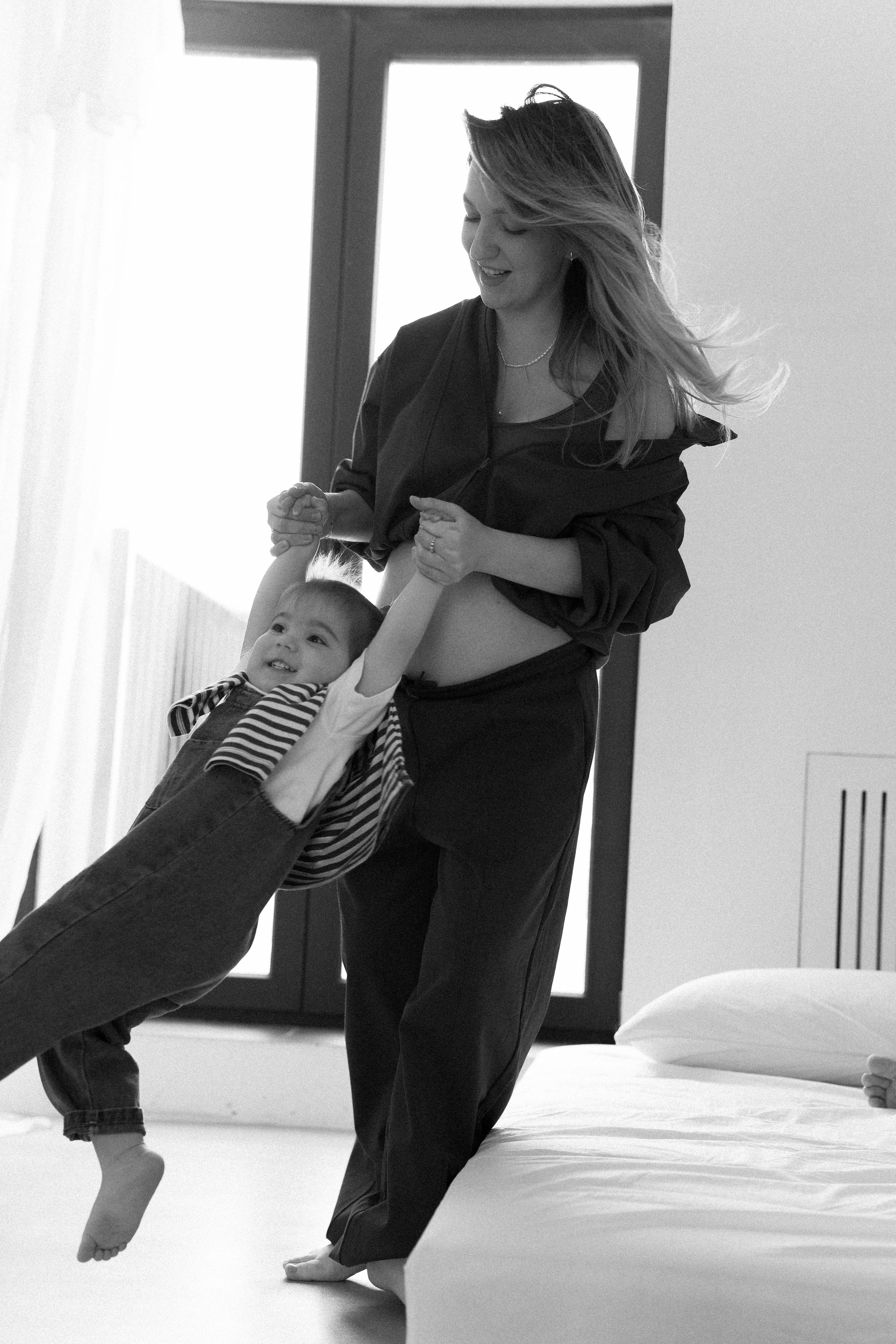 В ожидании +1. Фотография о важном