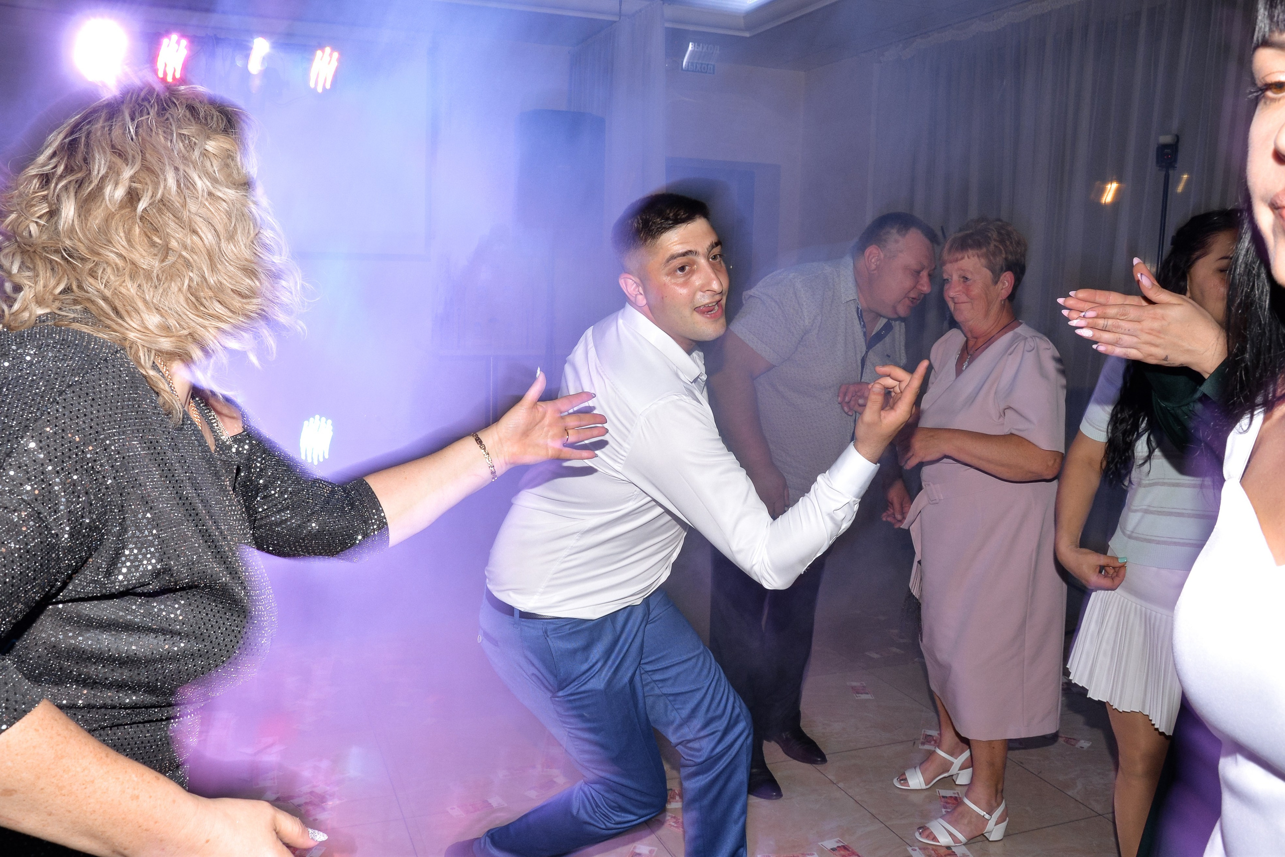 Карина и Саша. 5.09.25. Семейный и свадебный фотограф Галина Абакумова, фотосессии в Белгороде