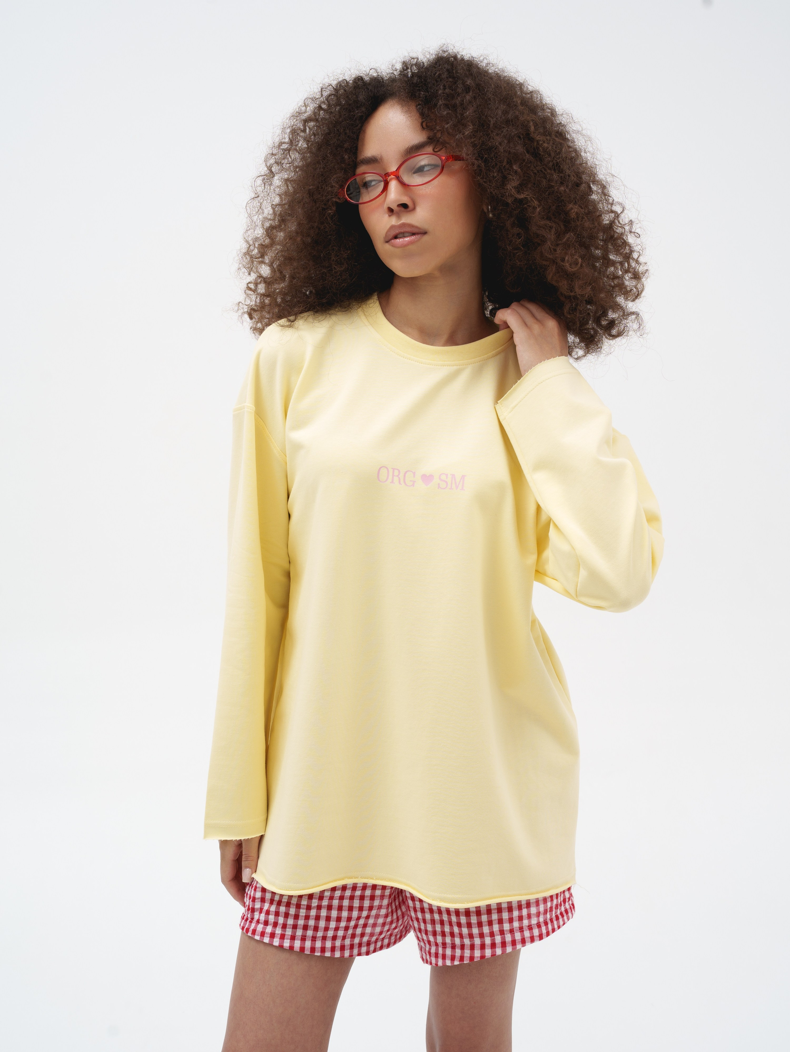 Свитшоты (вб и озон). Иван Упоров — фотограф, рилсмейкер чебоксары