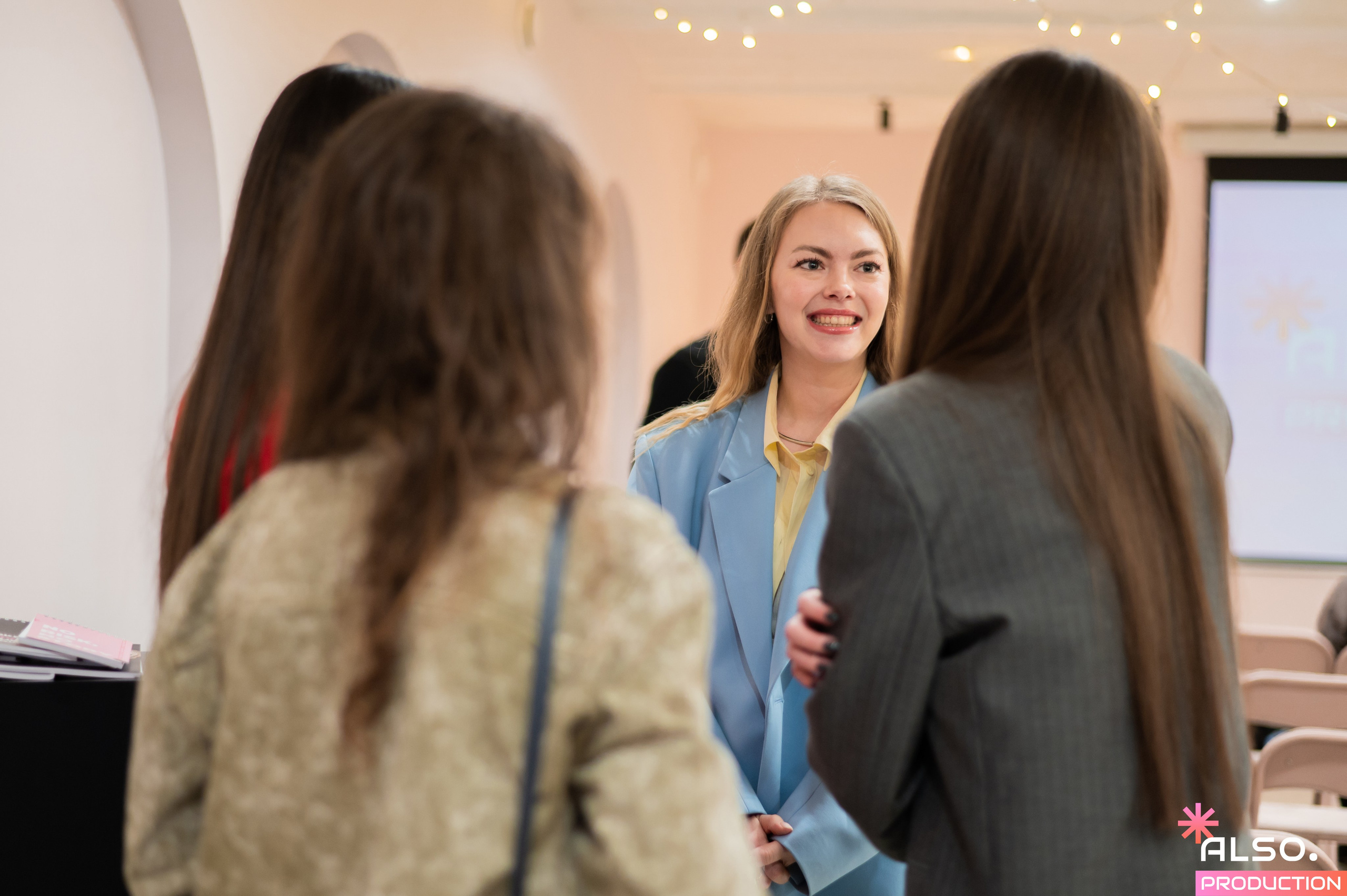 Бизнес-завтрак Also production и Sellplus. Алена Братчук репортажный фотограф