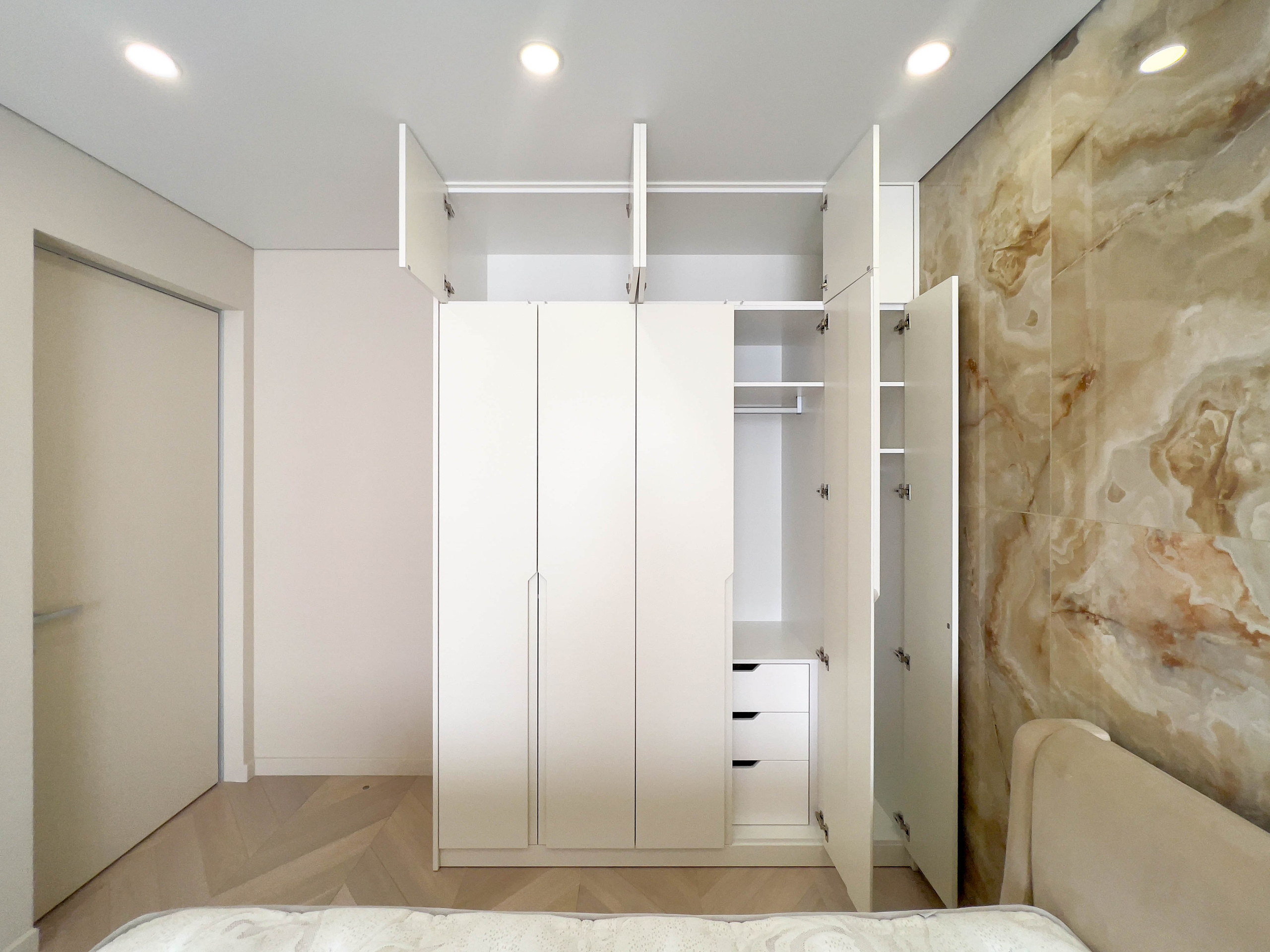 Flat. Fotograf Dmitrii Donets