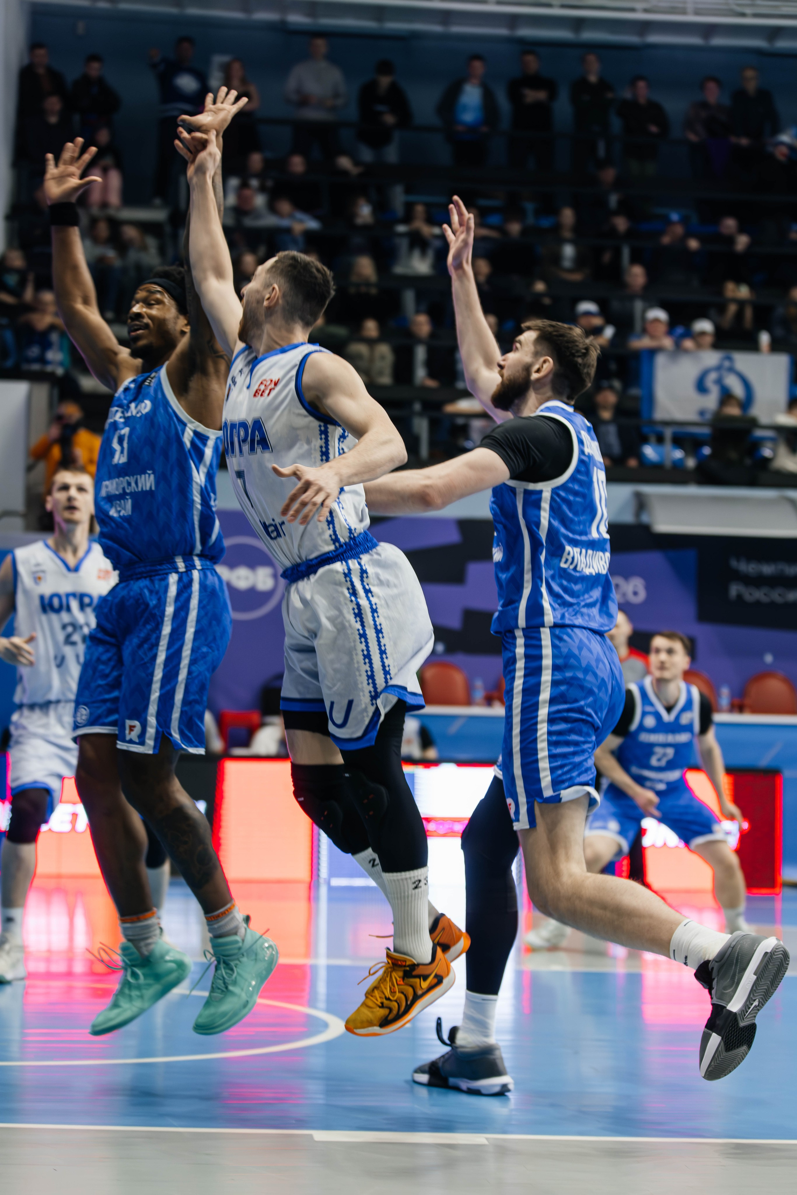 Баскетбол — Динамо. Репортажный и свадебный фотограф во Владивостоке Максим Цой