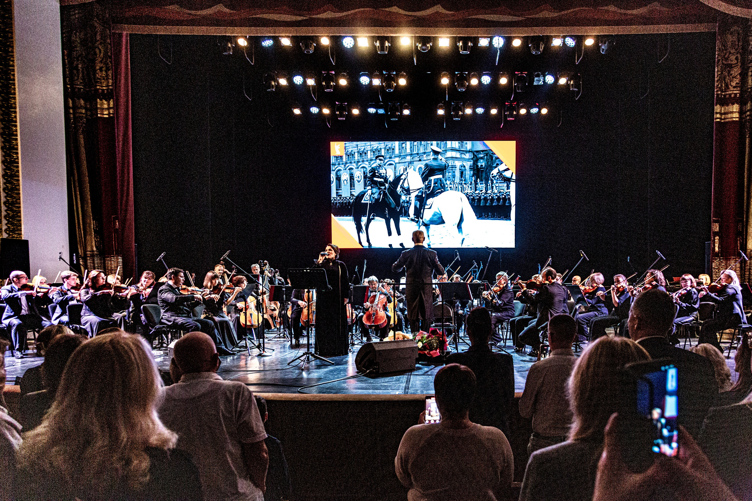КОНЦЕРТ «Я люблю тебя, жизнь!». Фотограф в Сочи Юрий Шептаев
