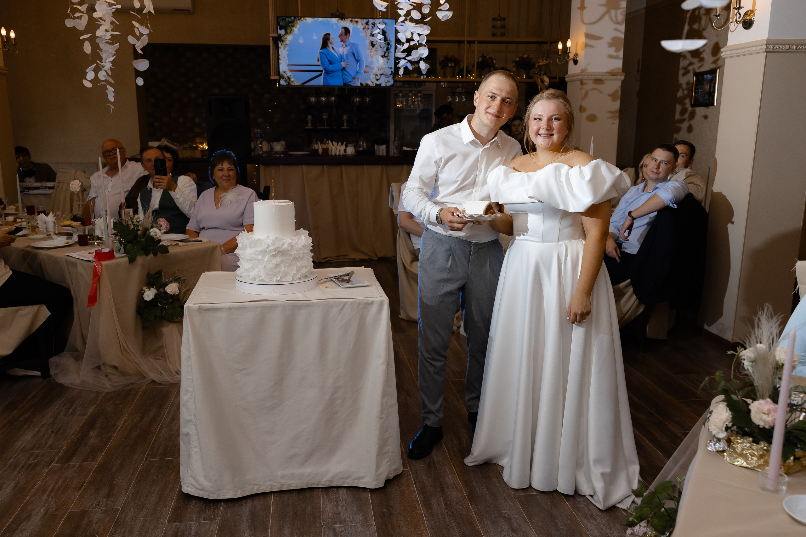 Полина и Илья. Свадебный и семейный фотограф в Челябинске. Аврамец Анна