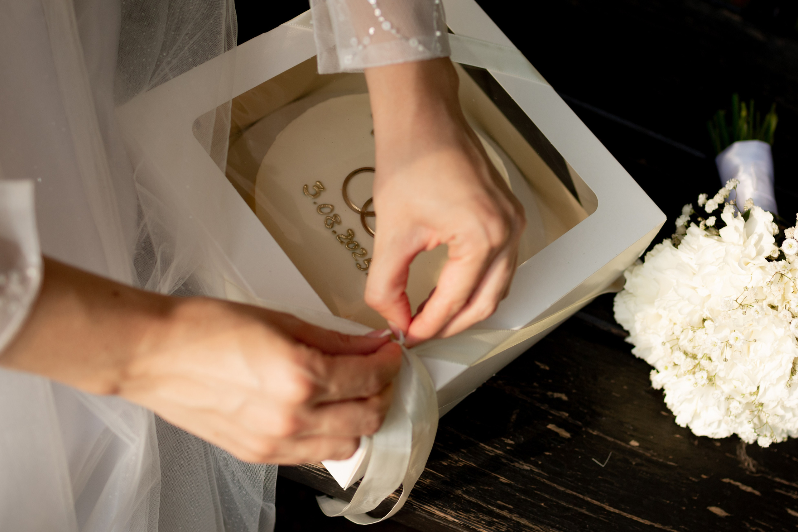 Свадебная фотопрогулка в Петербурге. Свадебный фотограф Кирилл Белый