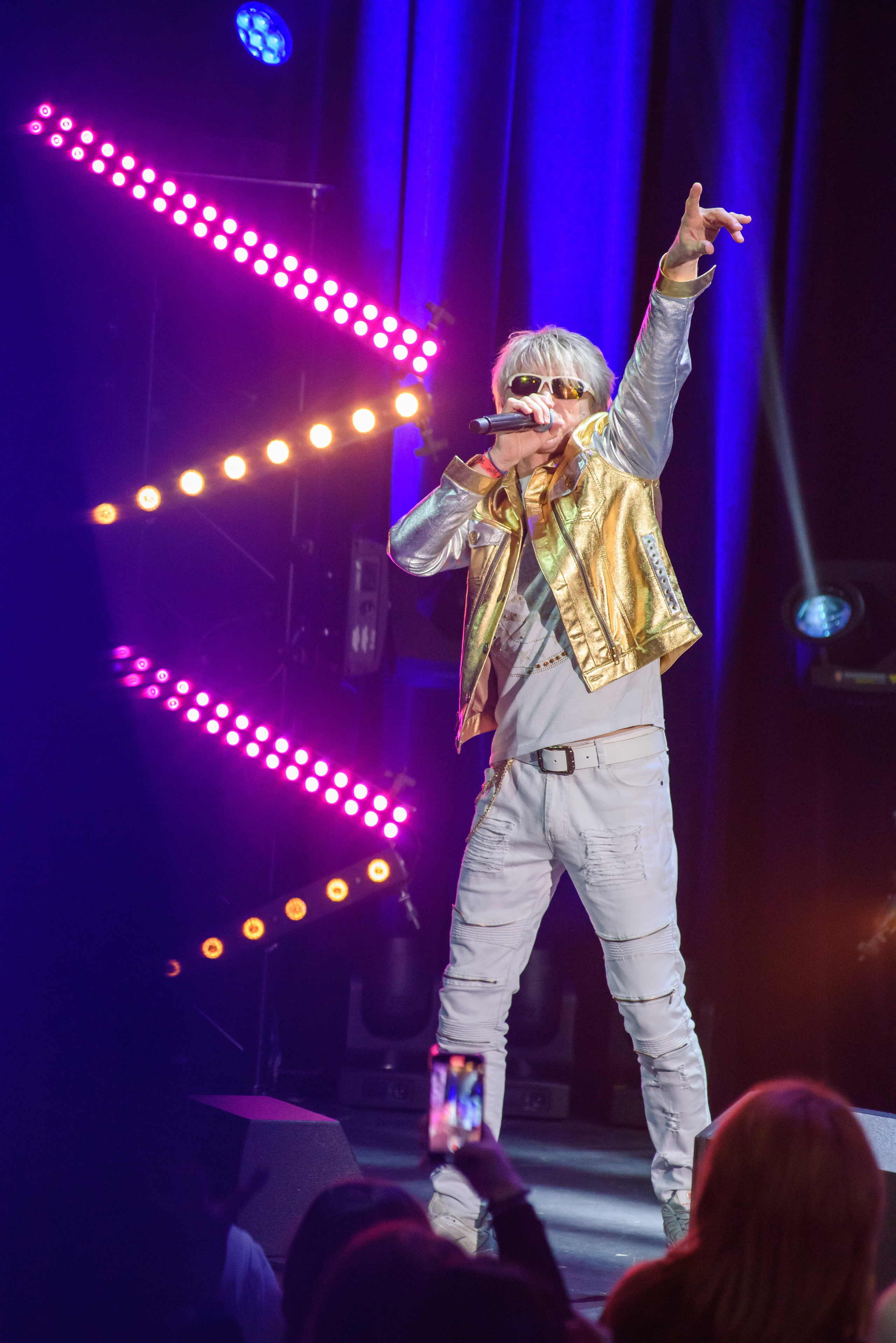 Дискотека СССР. «Сладкий сон» и Сергей Васюта — «Имена на все времена». Бренд-фотограф для экспертов и блогеров в Москве Влада Горбовская