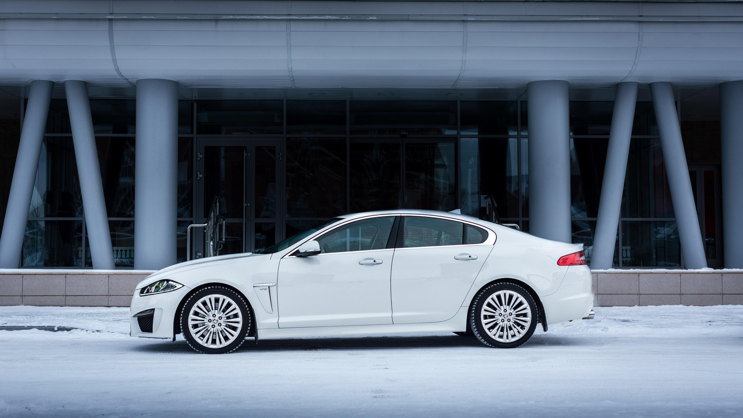 Jaguar XF. Автомобильный фотограф 3VIPHOTO #Томск