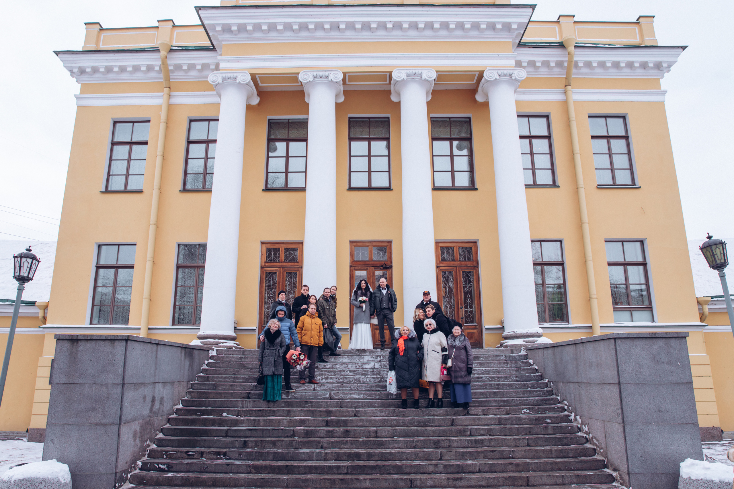 Аня и Паша, ЗАГС Кировского района. Семейный фотограф в Санкт-Петербурге Алиса Мохова