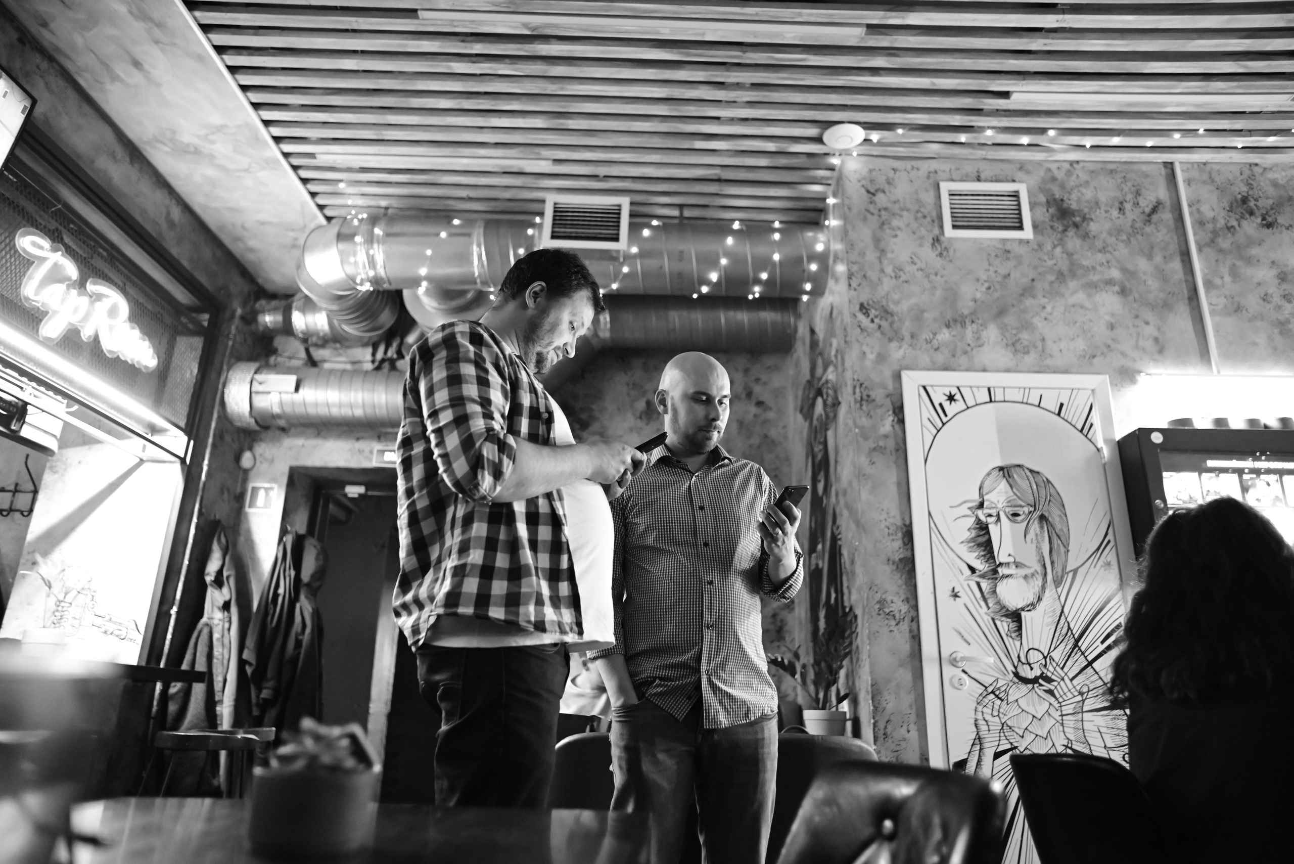 Bar hopping. Герман Бабушкин. Уличный и репортажный фотограф из Санкт-Петербурга