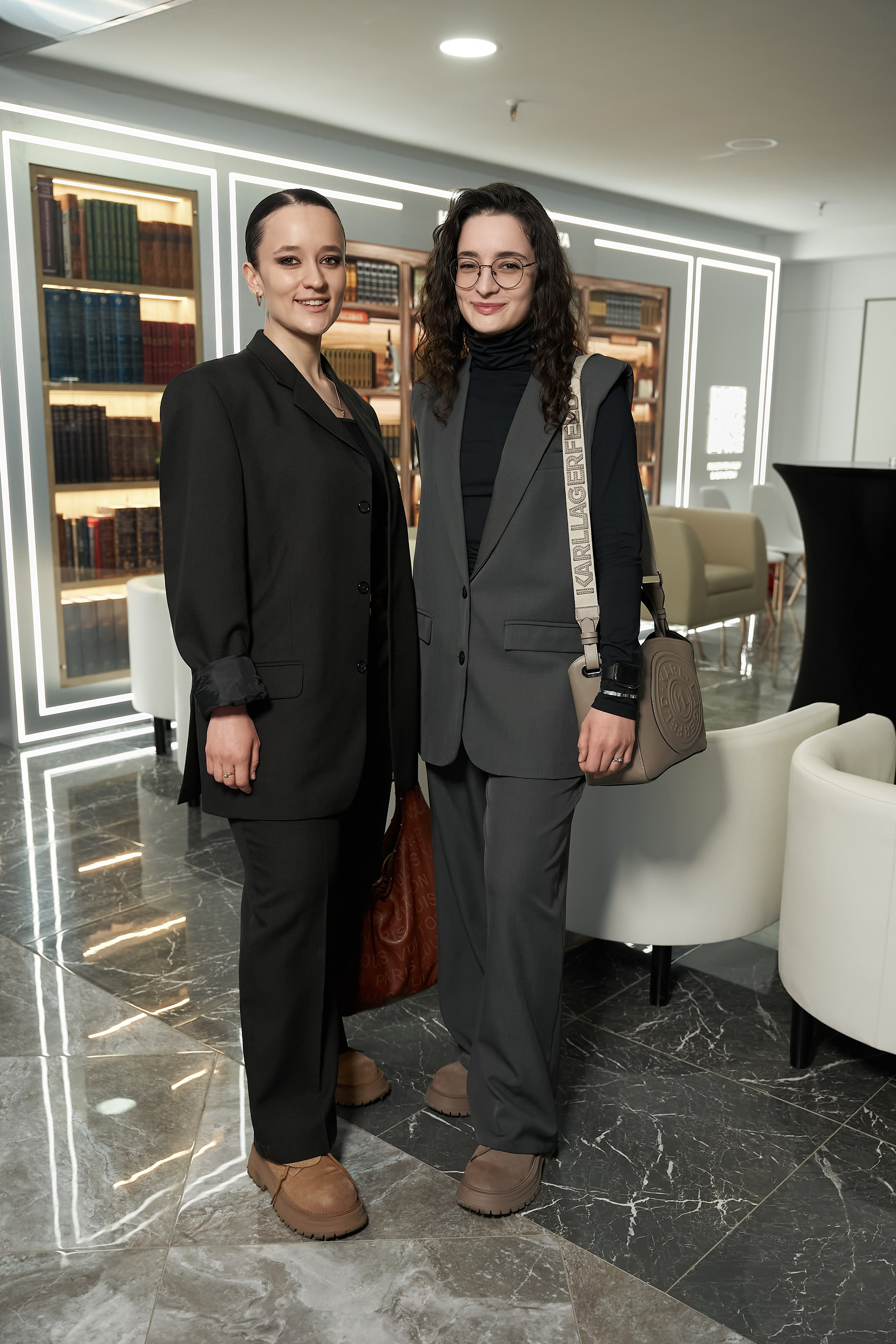 СЛУШАТЕЛИ. PRO-AGELESS