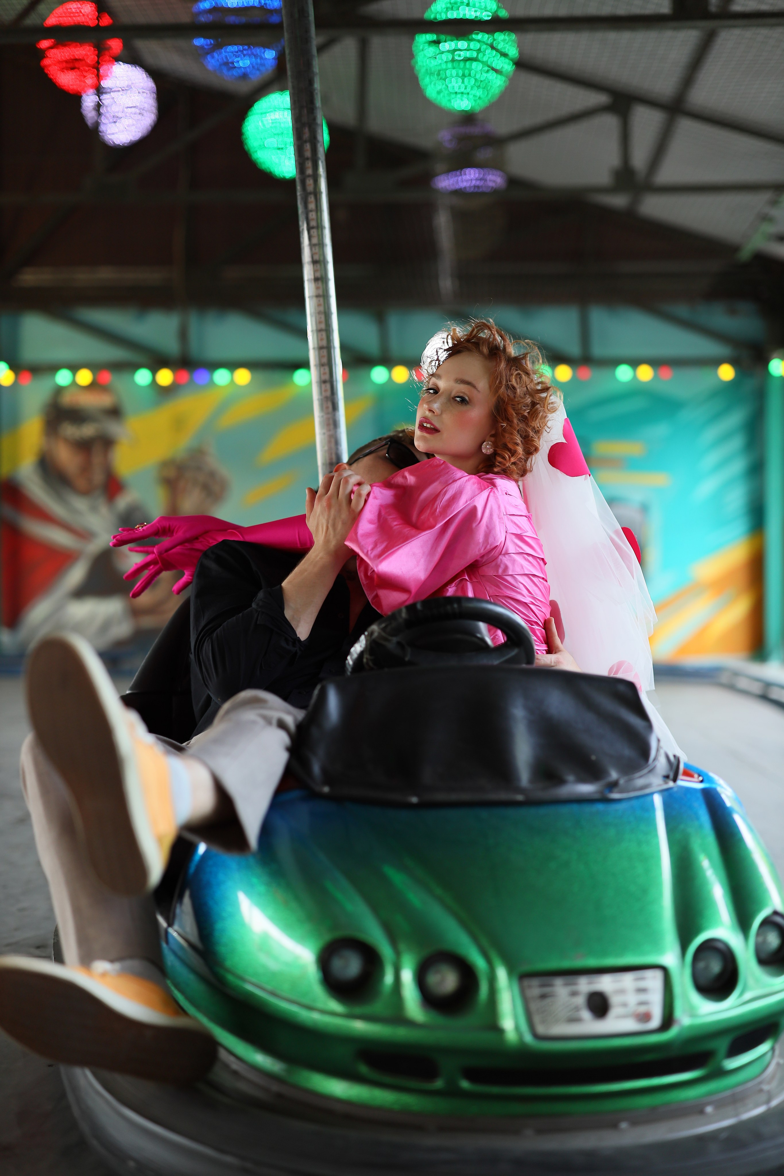 Свадебная фотосессия в парке аттракционов. Свадебный и семейный фотограф в Абхазии Жанна Соснина