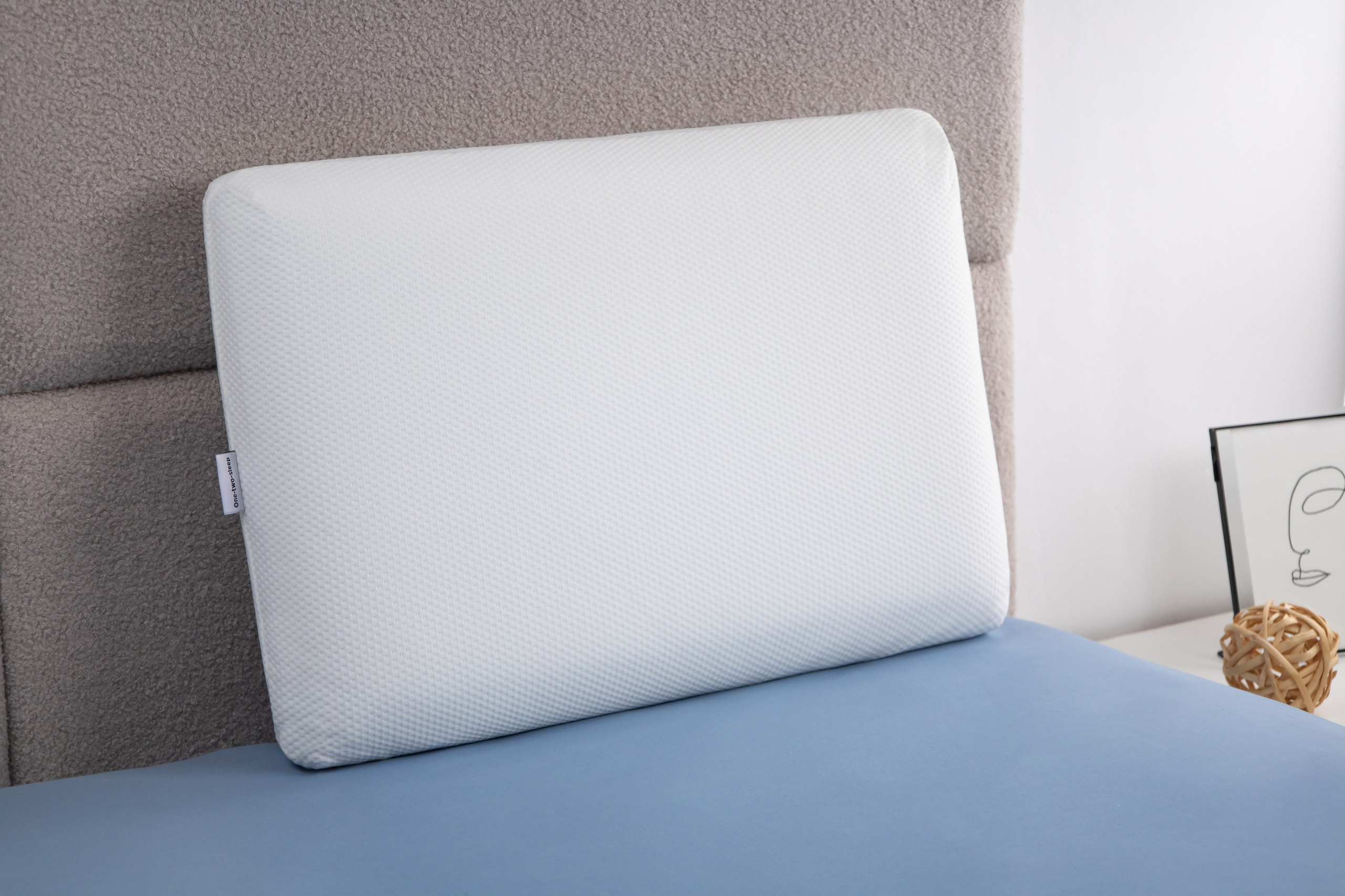 Предметная фотосъемка в интерьере Астана. Рекламный фуд фотограф и видеограф в Астане Алина Лысенко