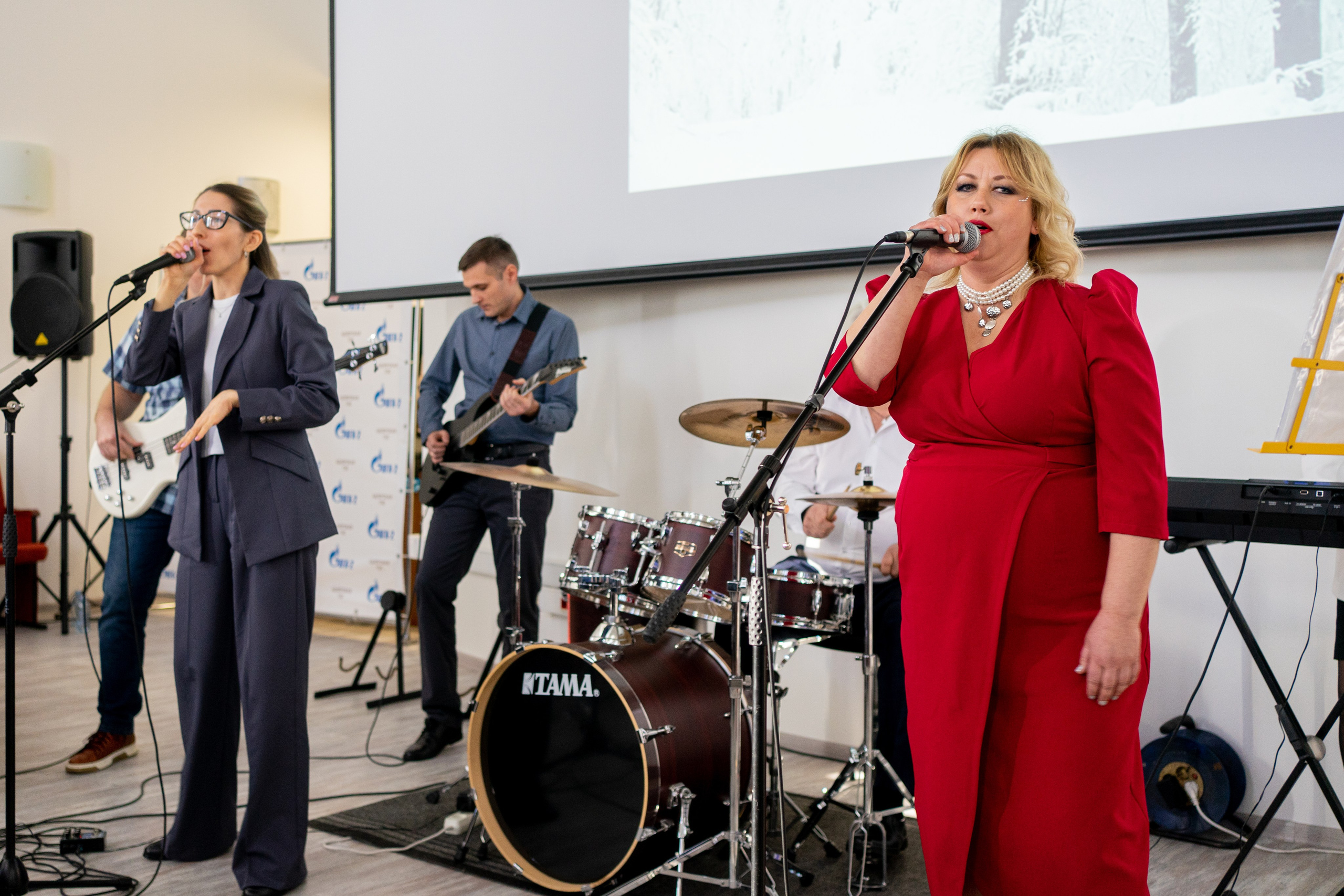 Репортаж компании. Фотограф в Сочи Тиунова Маргарита и Тиунов Евгений