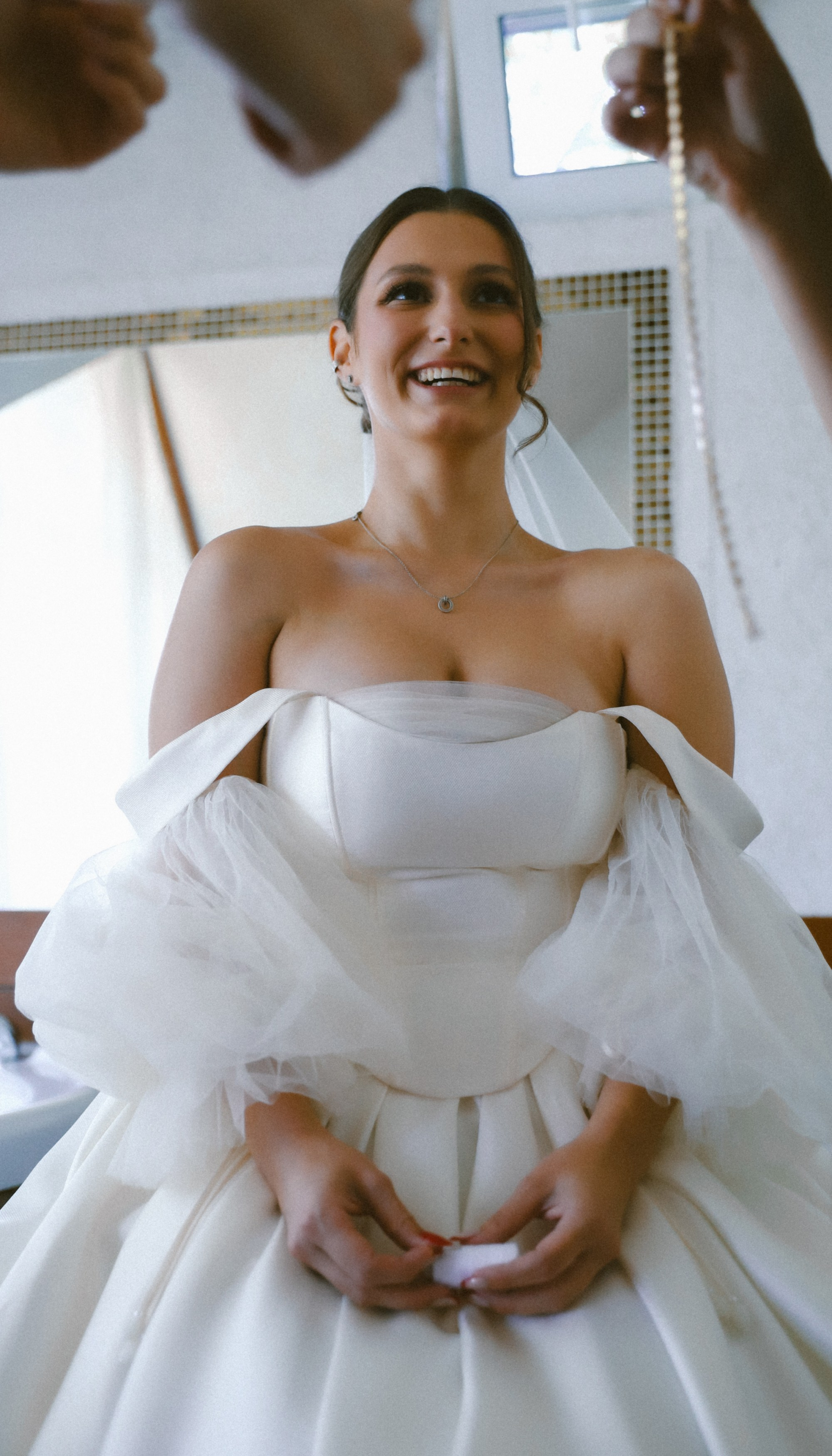 Свадебная съёмка: запечатлите волшебство вашего дня. Профессиональный фотограф звезд, концертов и спортивных событий