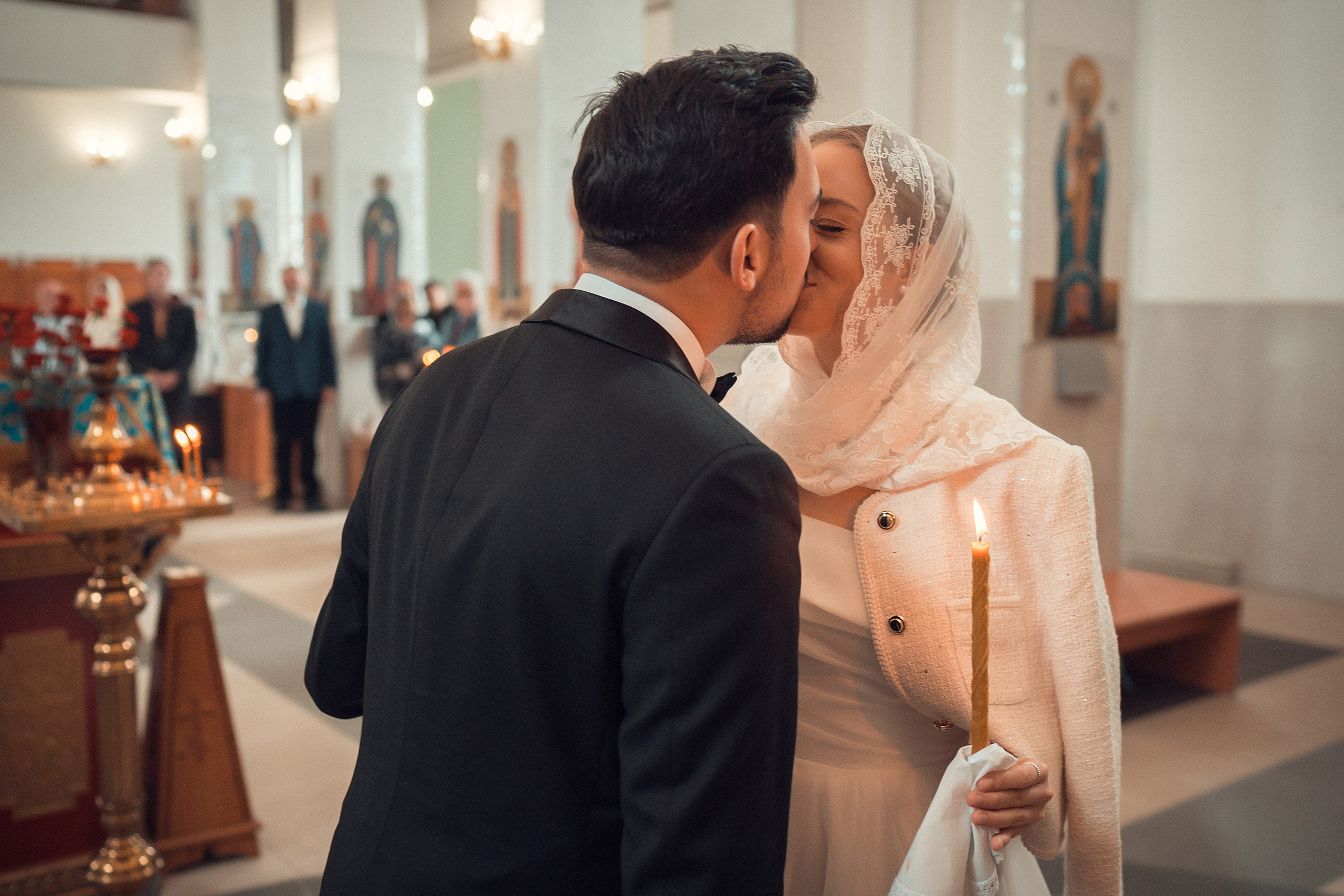 Таинство Венчания Ивана и Полины Храм Феодора Тирона. Фотограф на Крещение и Венчание в Красноярске Рамазанова Юлия