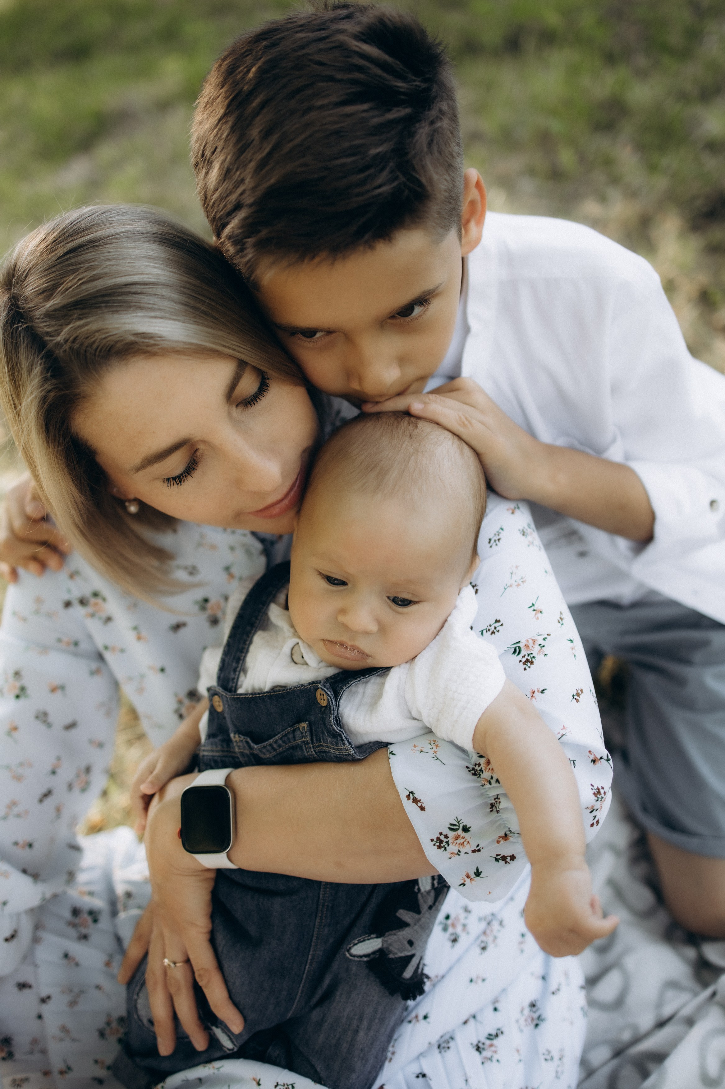 Большая семья в парке. Свадебный и семейный ньюборн newborn фотограф, фотограф новорождённых в Санкт-Петербурге, Пушкине, Павловске. Павлова Анастасия