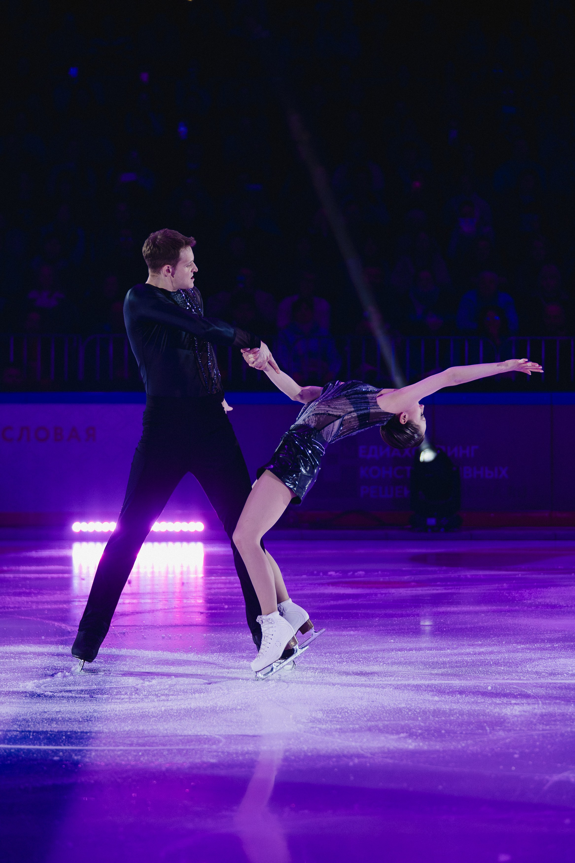 Шоу Этери Тутберидзе в Новосибирске. Воробьева Ксения — Спортивный и танцевальный фотограф Новосибирск