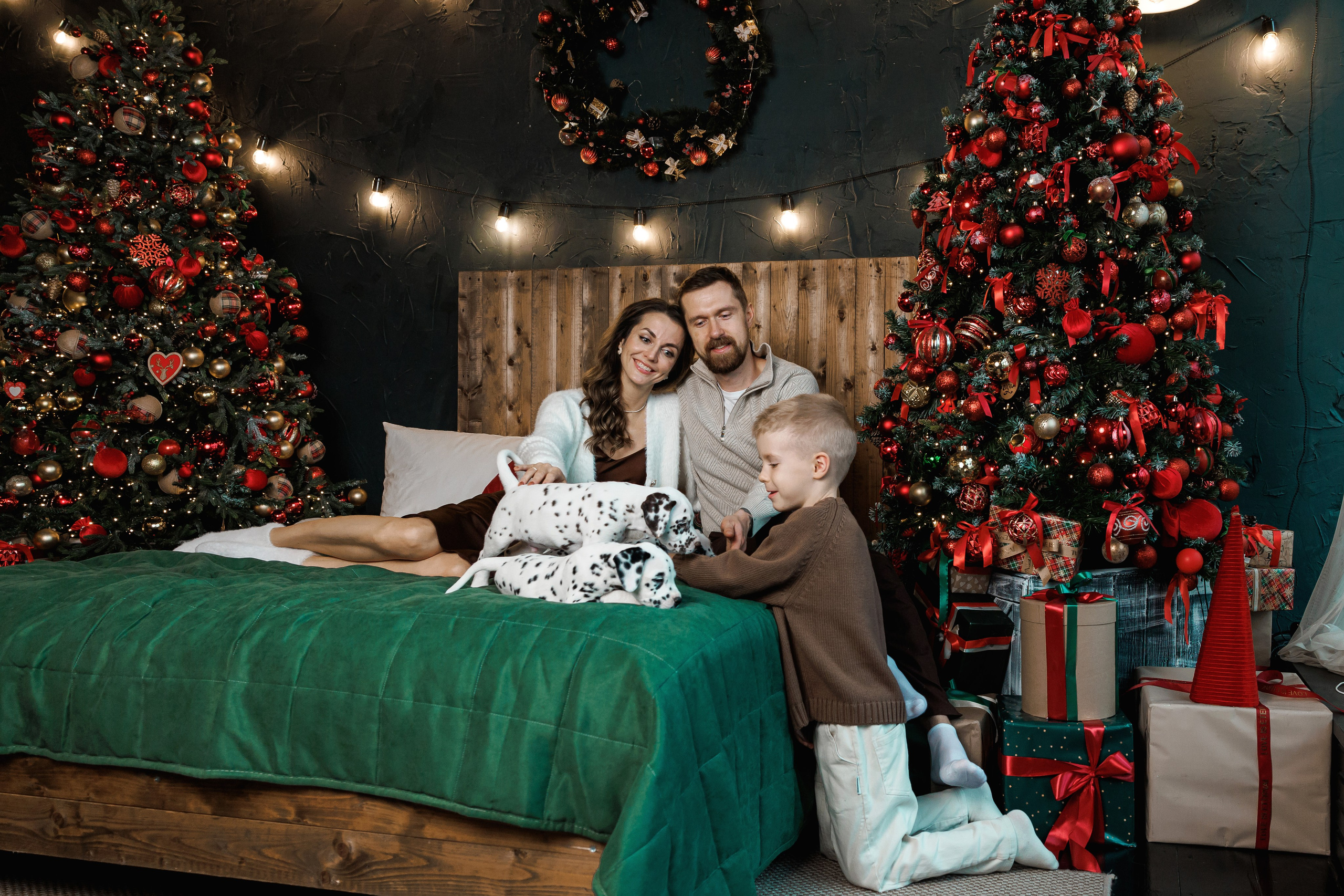 Новогодняя фотосессия с венками. Портретный фотограф Панферова Регина г. Санкт-Петербург, г. Казань