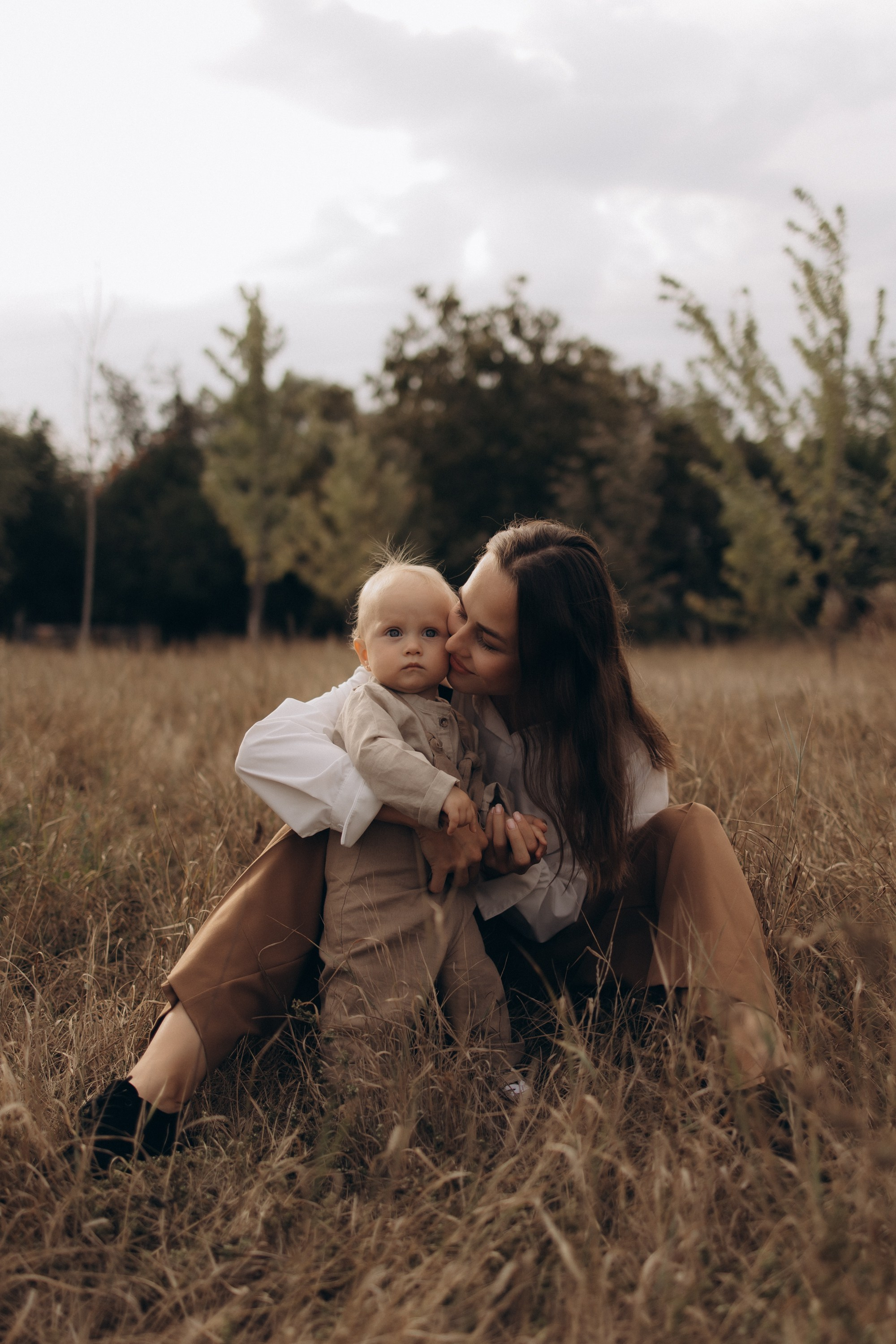 Мама с дочкой. Конюшня. Семейный фотограф в Краснодаре Храмова Анна