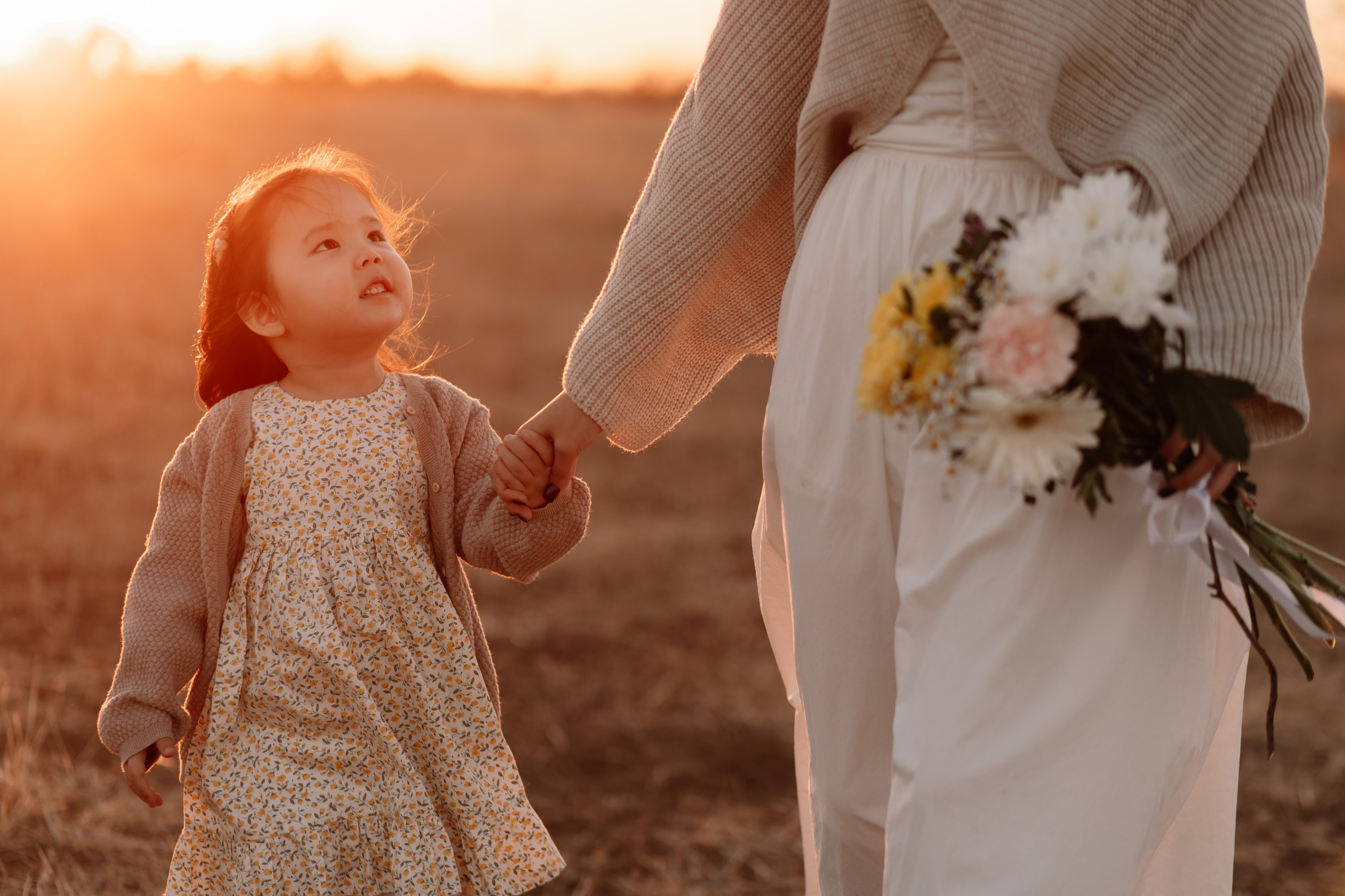Фотосессия мама с дочей. Свадебный и семейный фотограф в Элисте Лиджик Сарлов