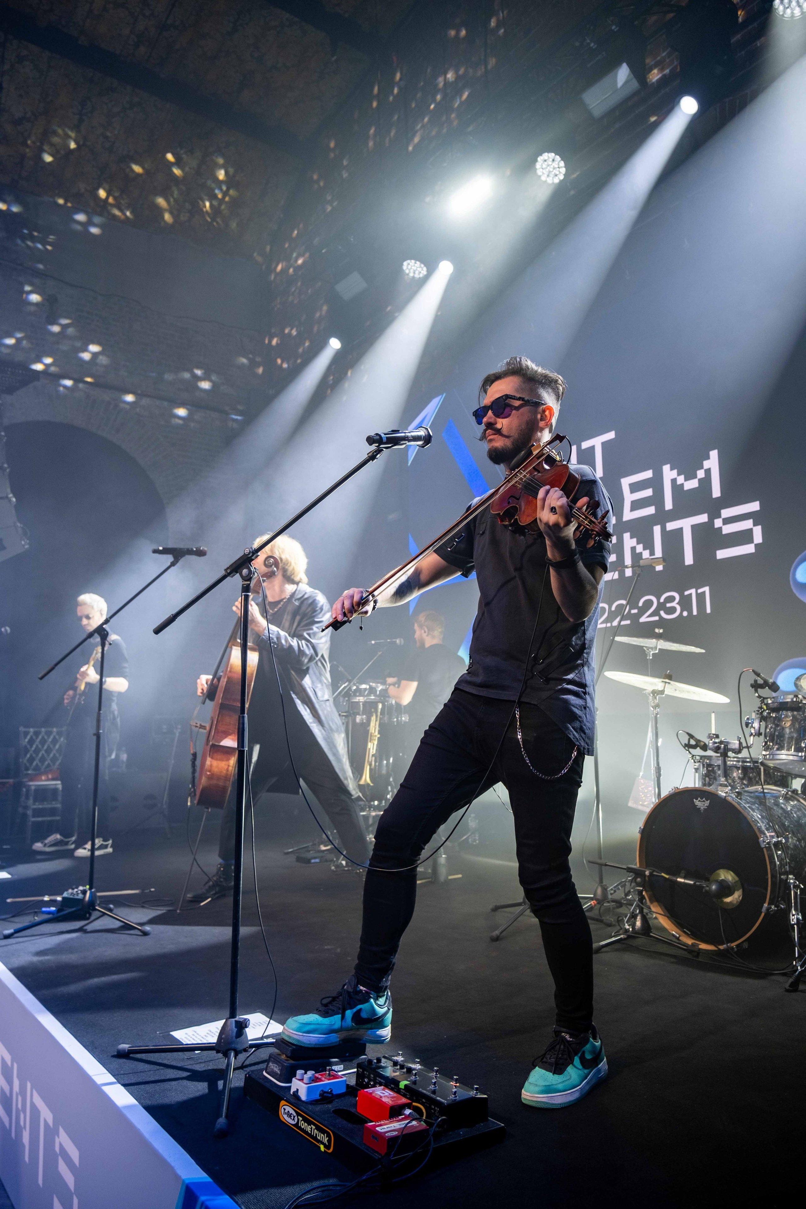 Альбом конференция. Фото тур