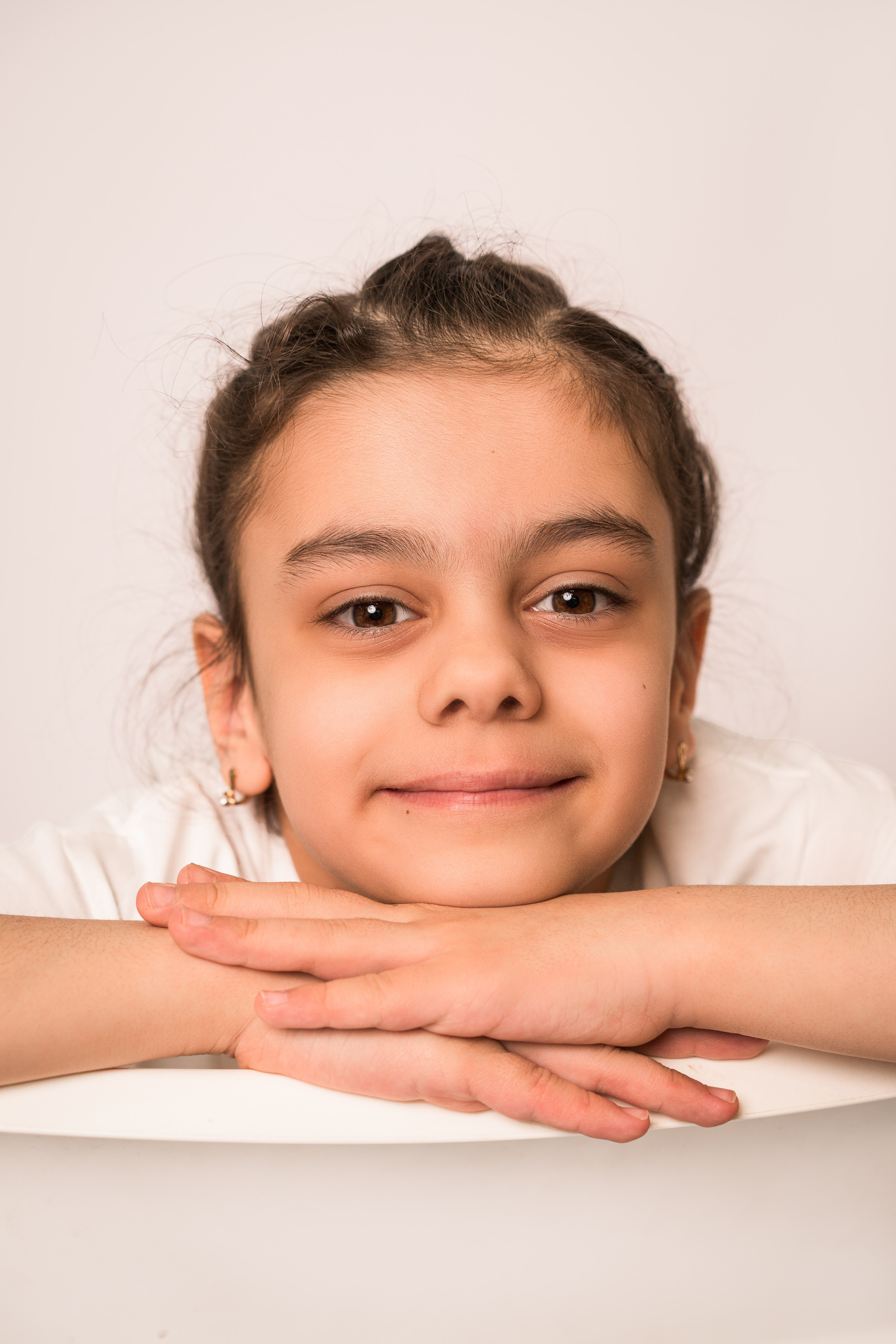 Детский сад, портреты белый фон. Фотограф Шунова Саша