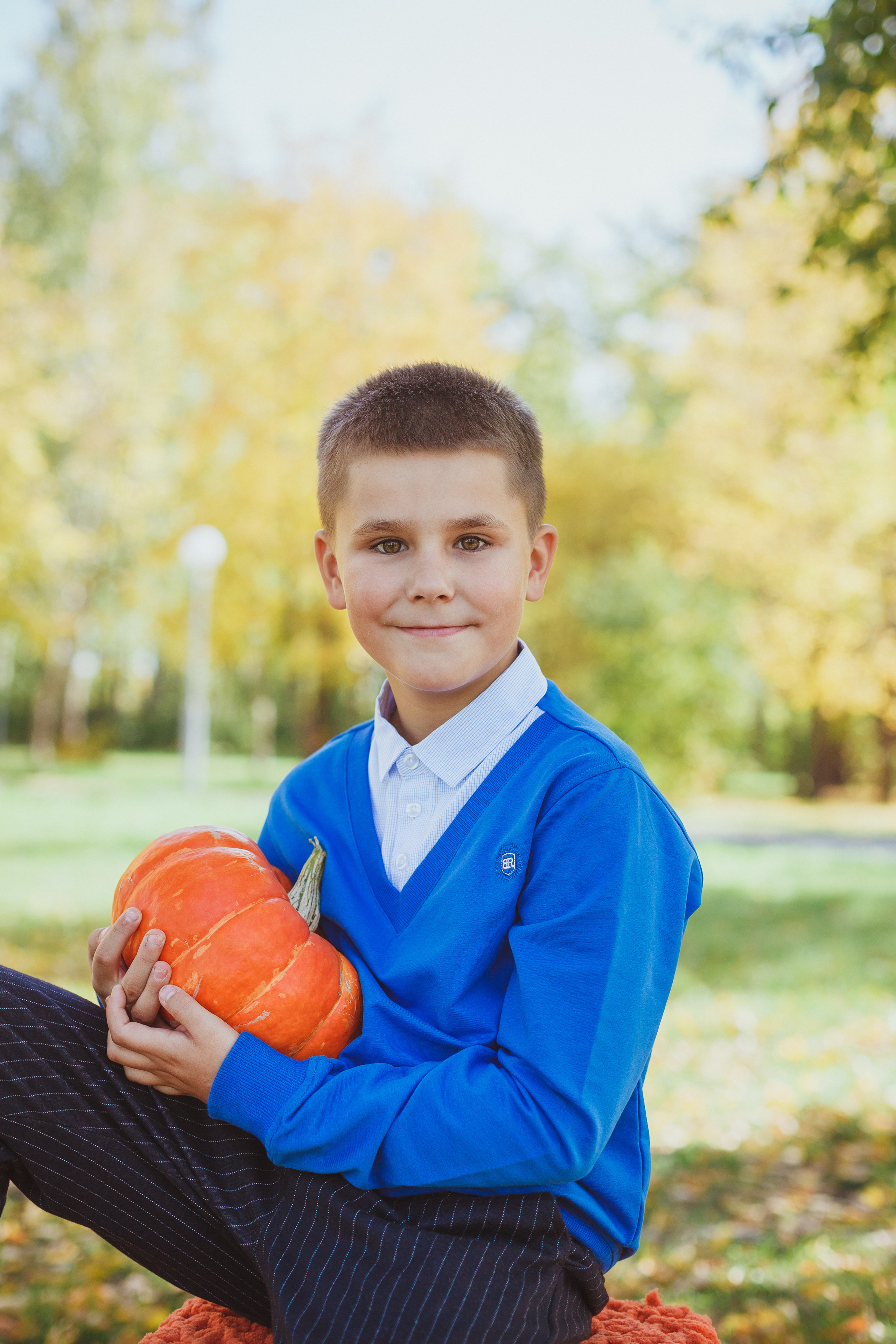 Школьная фотосессия на 31 августа. 1,2,3 сентября. Портреты детей 4-6 штук. Групповые общие 2-5 шт. Цена 450р. (1). Семейный и детский фотограф в Сухом Логу Ольга Кайгородова