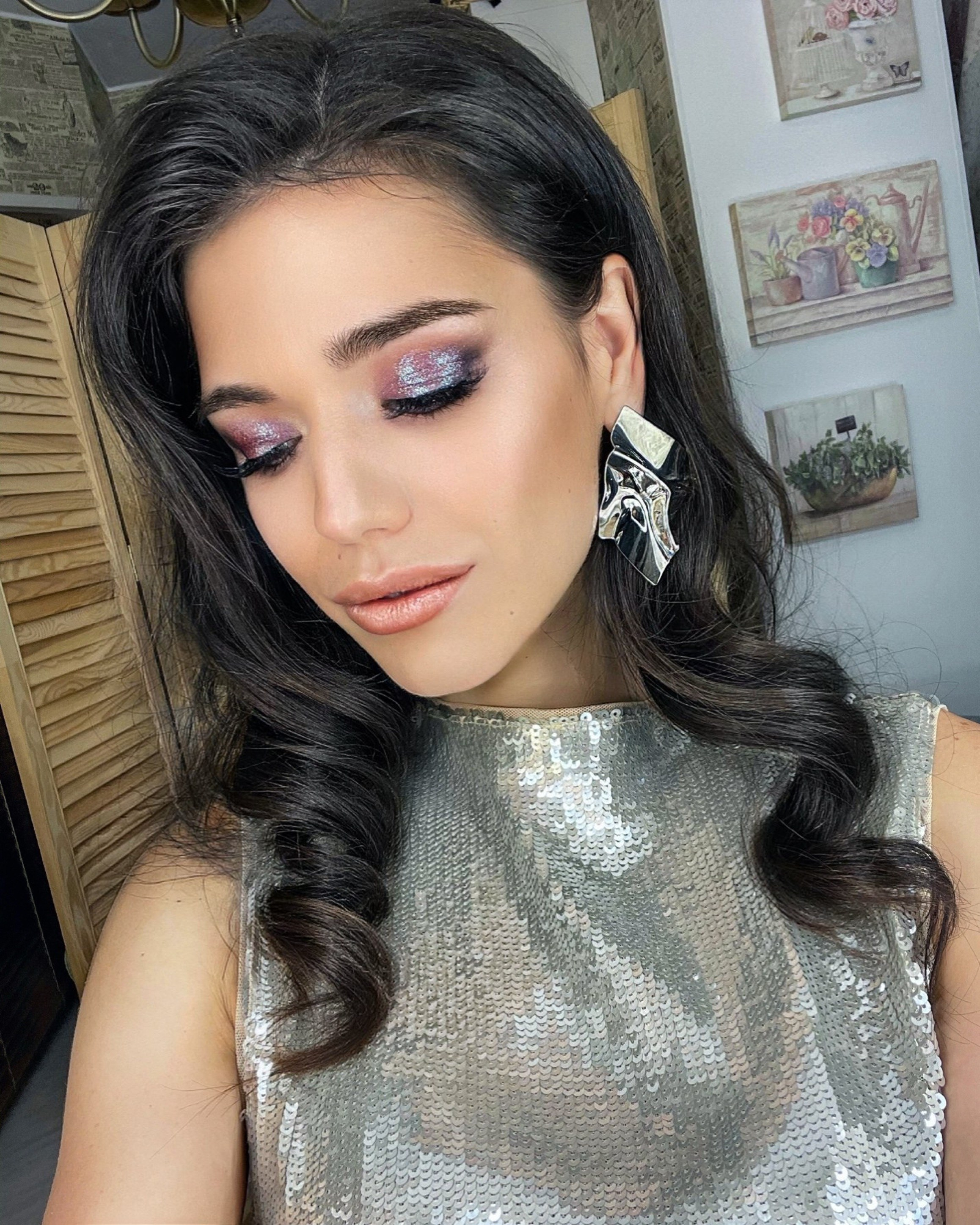 макияж с цветными пигментами