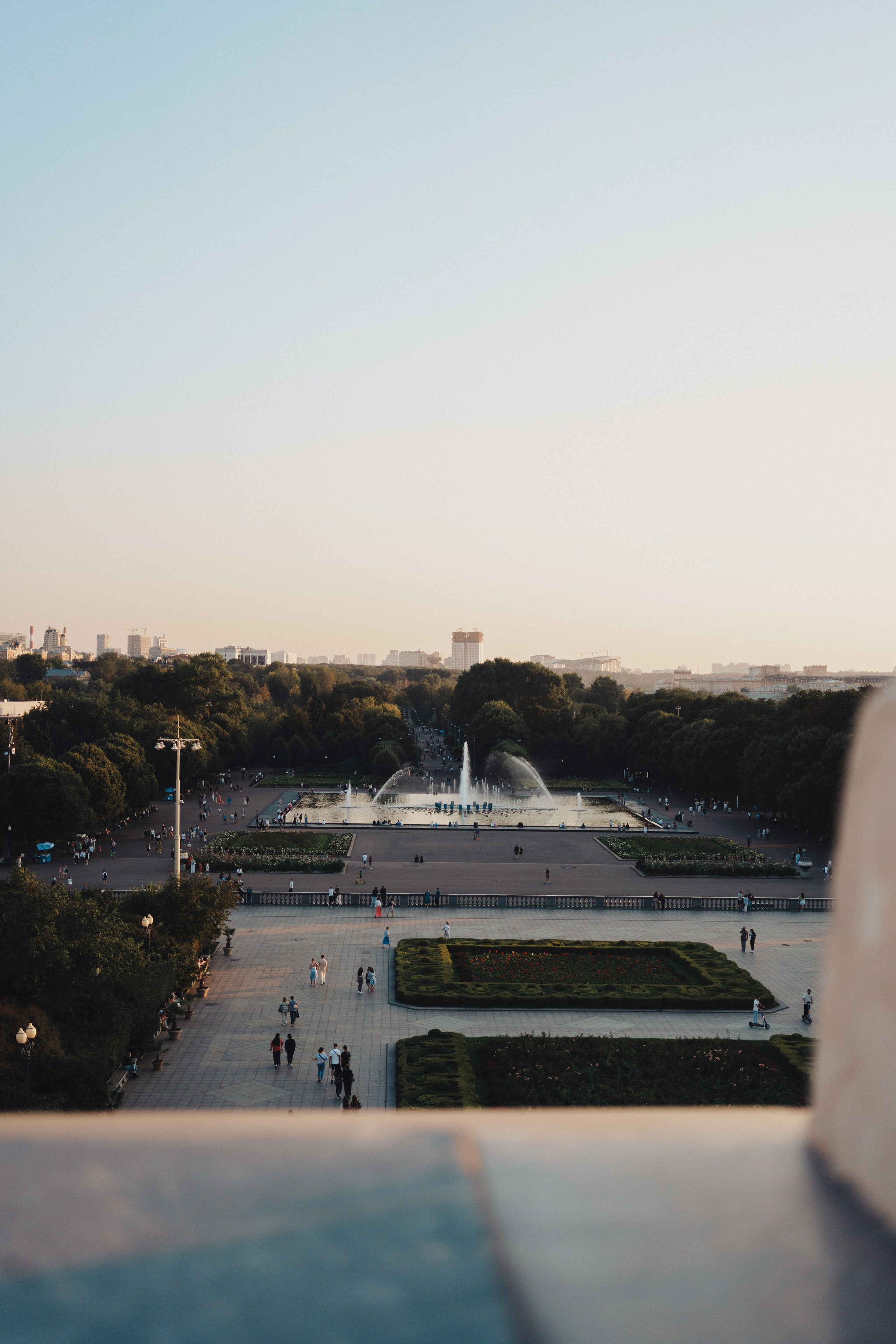 Выставка на крыше Парка Горького. Семейный и детский фотограф и видеограф в Москве, Серпухове и Тарусе Валерия Сорокина