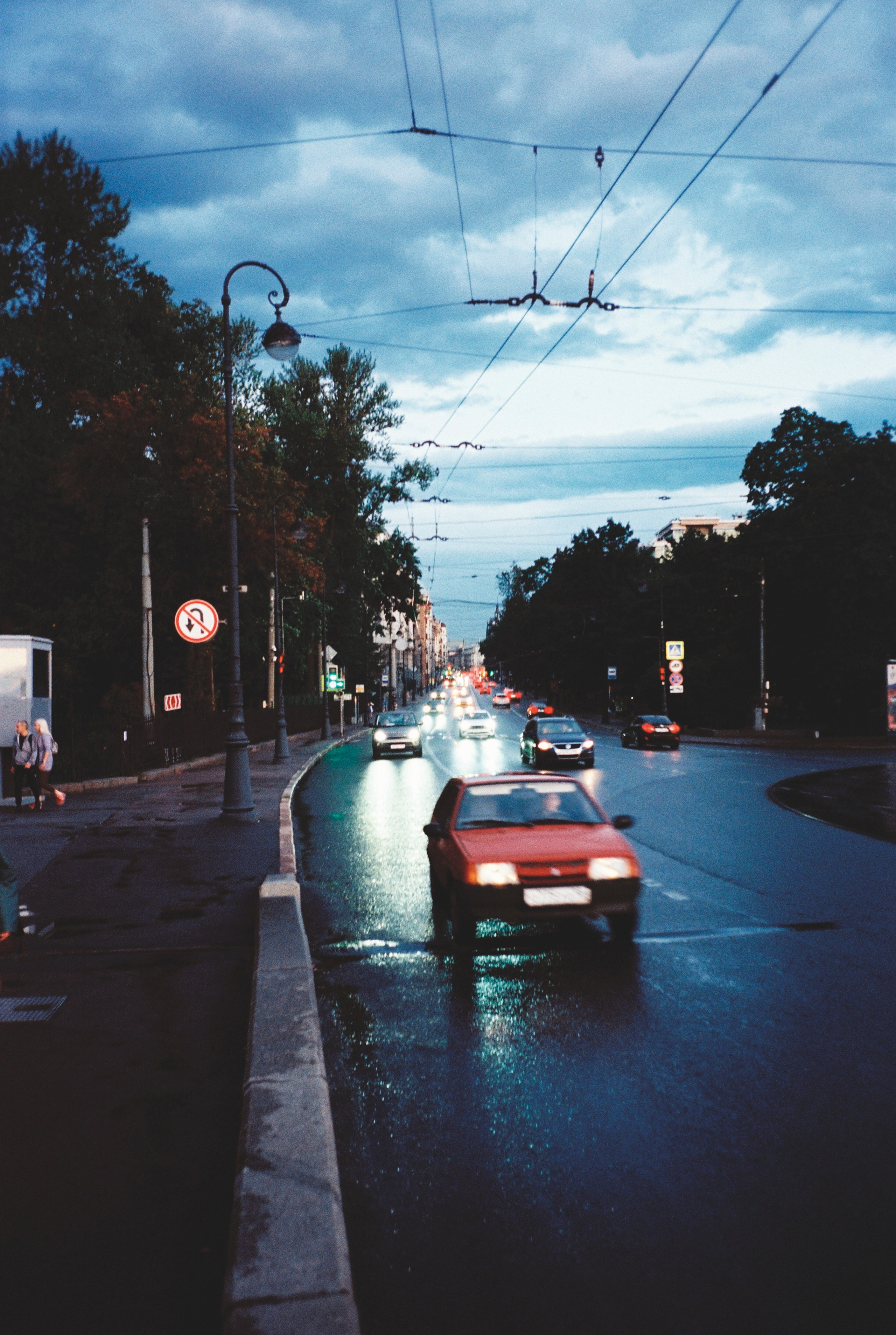 Фотографии цветные. Свадебный и семейный пленочный фотограф в Петербурге Истомина Ирина