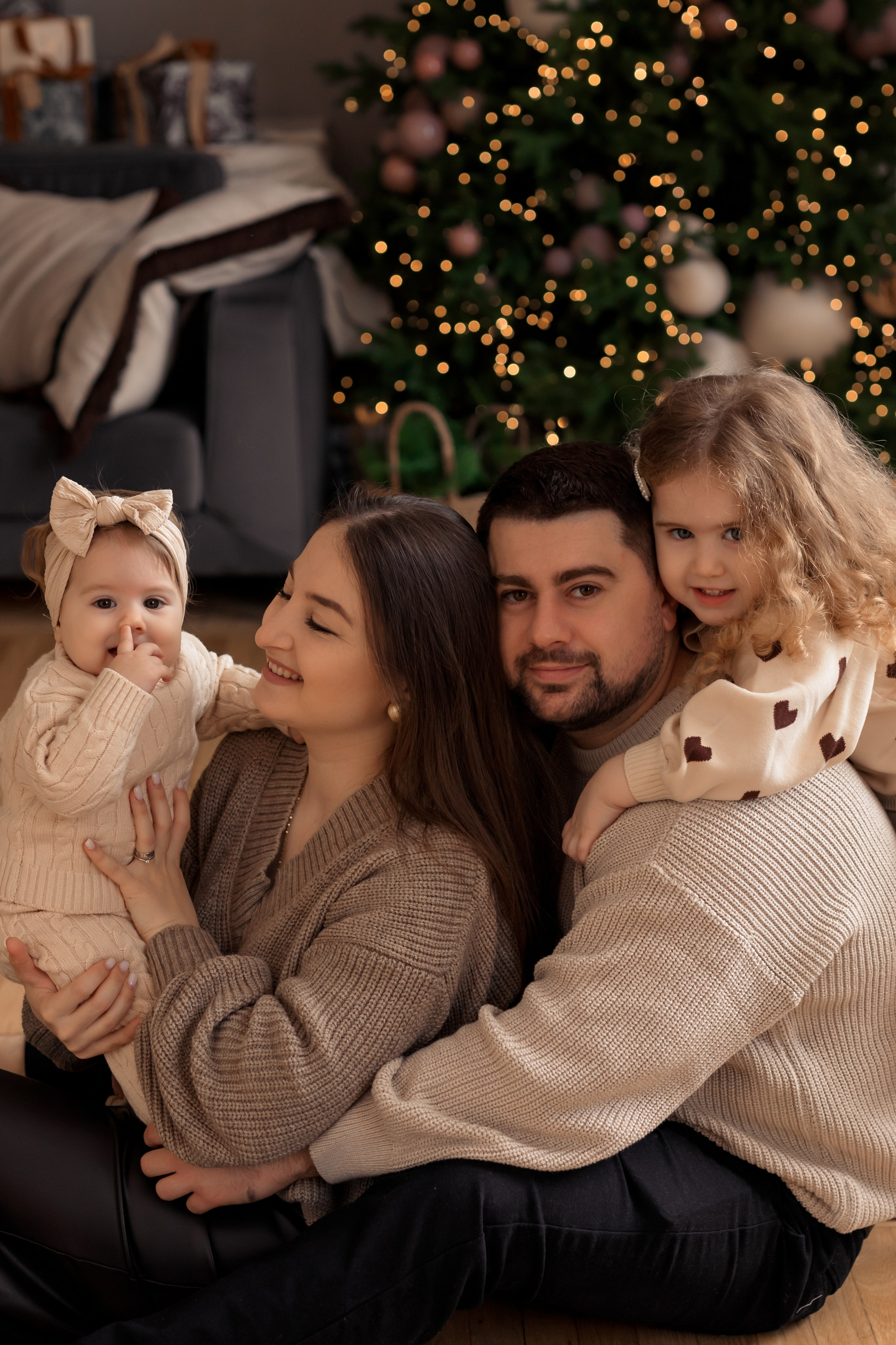 Папа, мама и две доченьки. Семейный и детский фотограф в Краснодаре Элона Литвинова