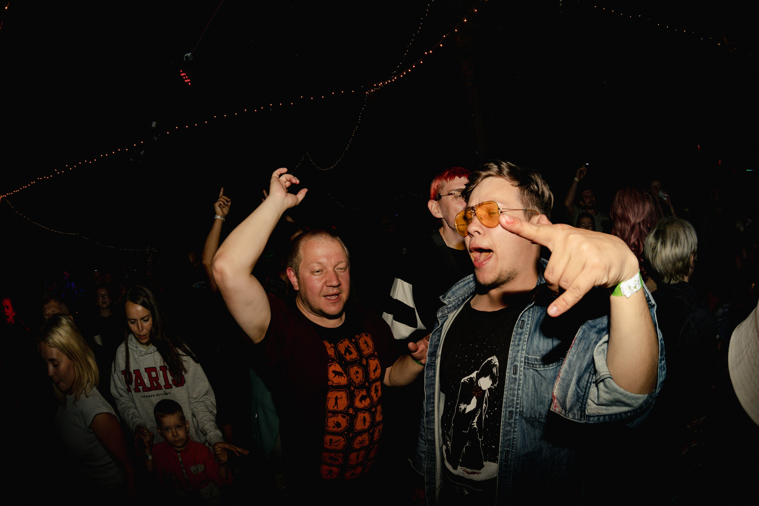 Фестиваль Hello Camper закрытие 2024. Репортажный и портретный фотограф в Санктпетербурге. Видиосъемка мероприятий в Санкт-Петербурге