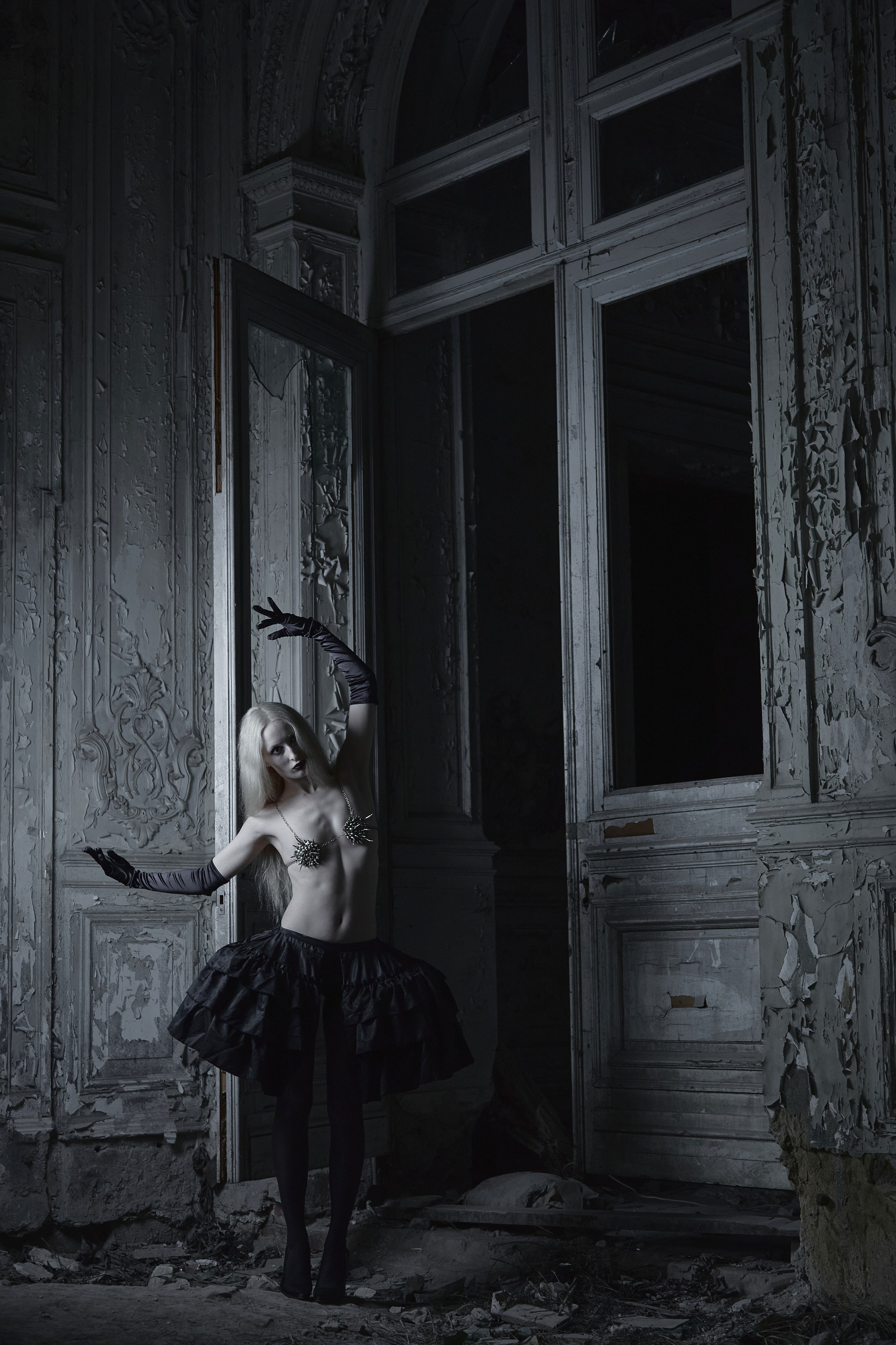 REL. Фотограф для брендов Любовь Батина (Спб/Мск)