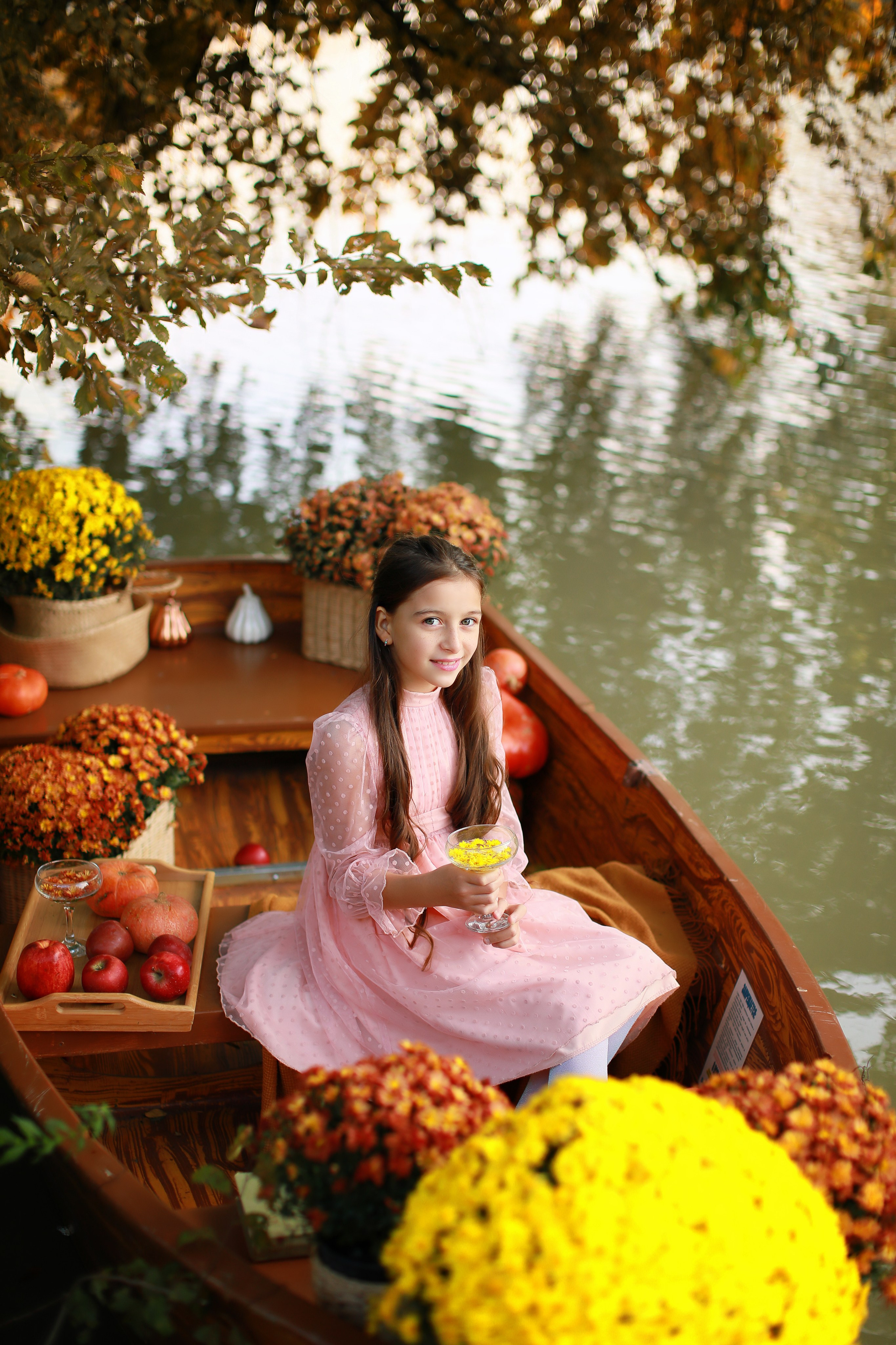 Осенняя лодочка. Детский семейный фотограф Краснодар