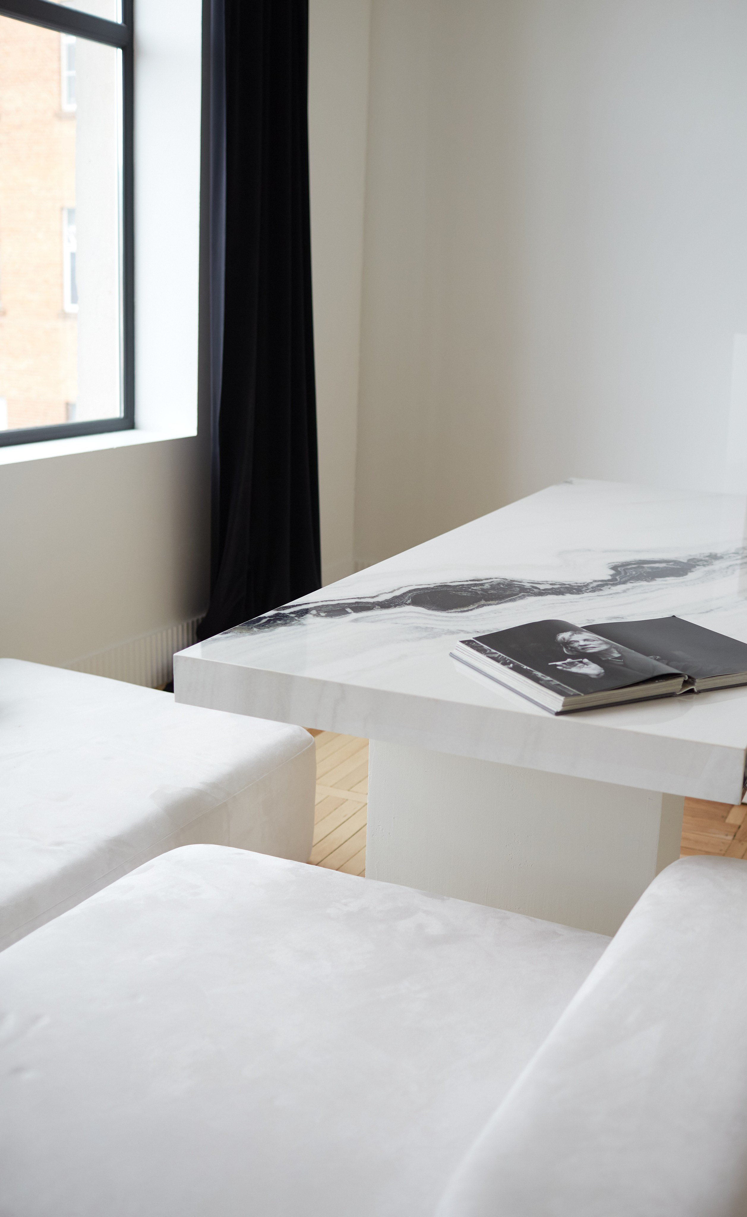 Зал ПАРКЕТ. Детский семейный фотограф Краснодар