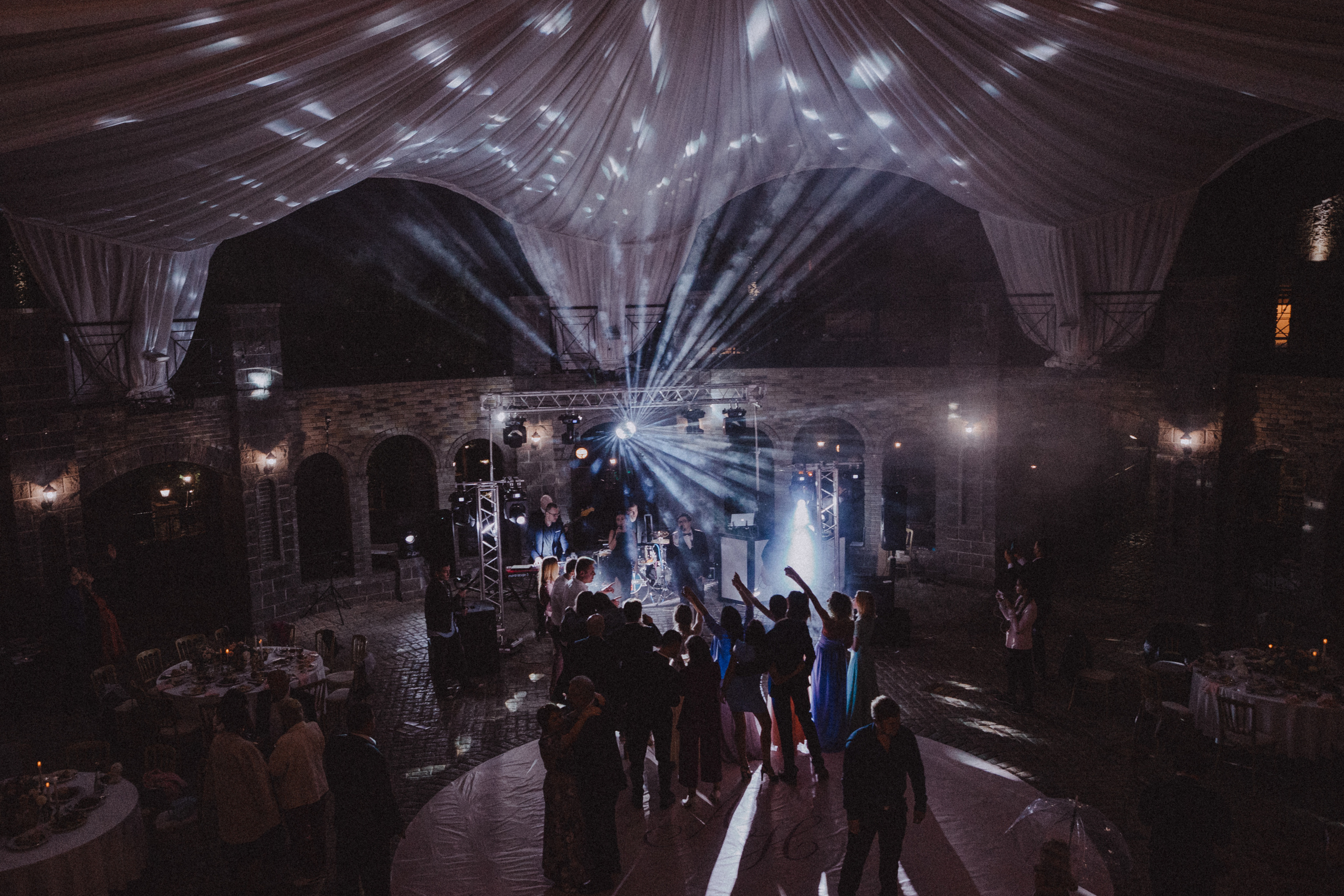 Артем и Надежда. Организация и координация свадебных и семейных торжеств